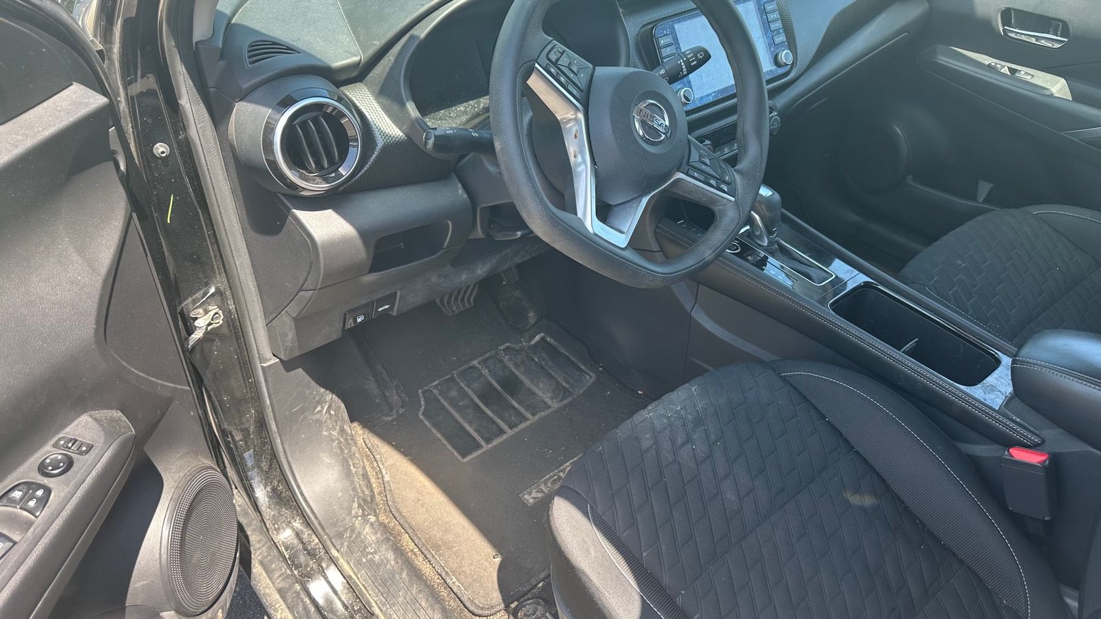 Thumbnail: 2021 Nissan Kicks - 9