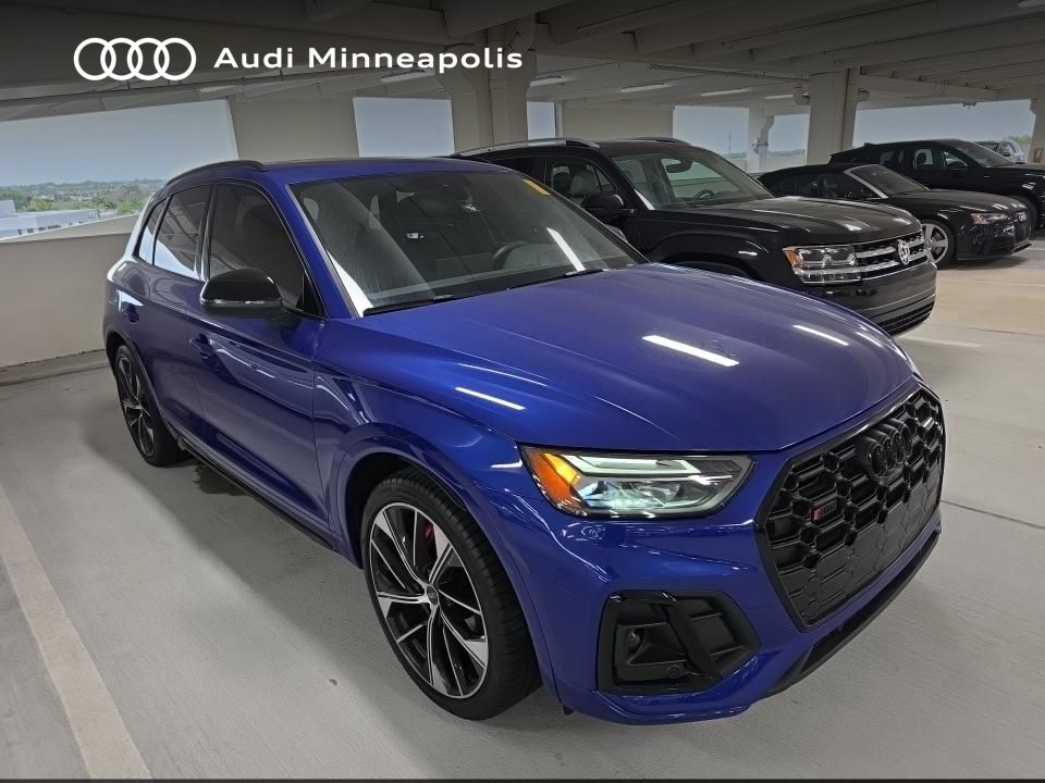 Thumbnail: 2023 Audi SQ5 - 6