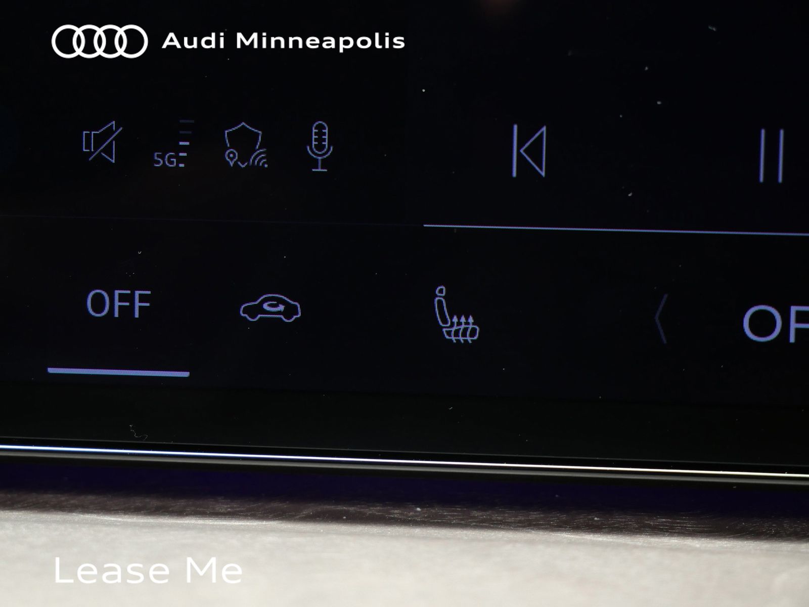 Thumbnail: 2025 Audi Q5 - 26