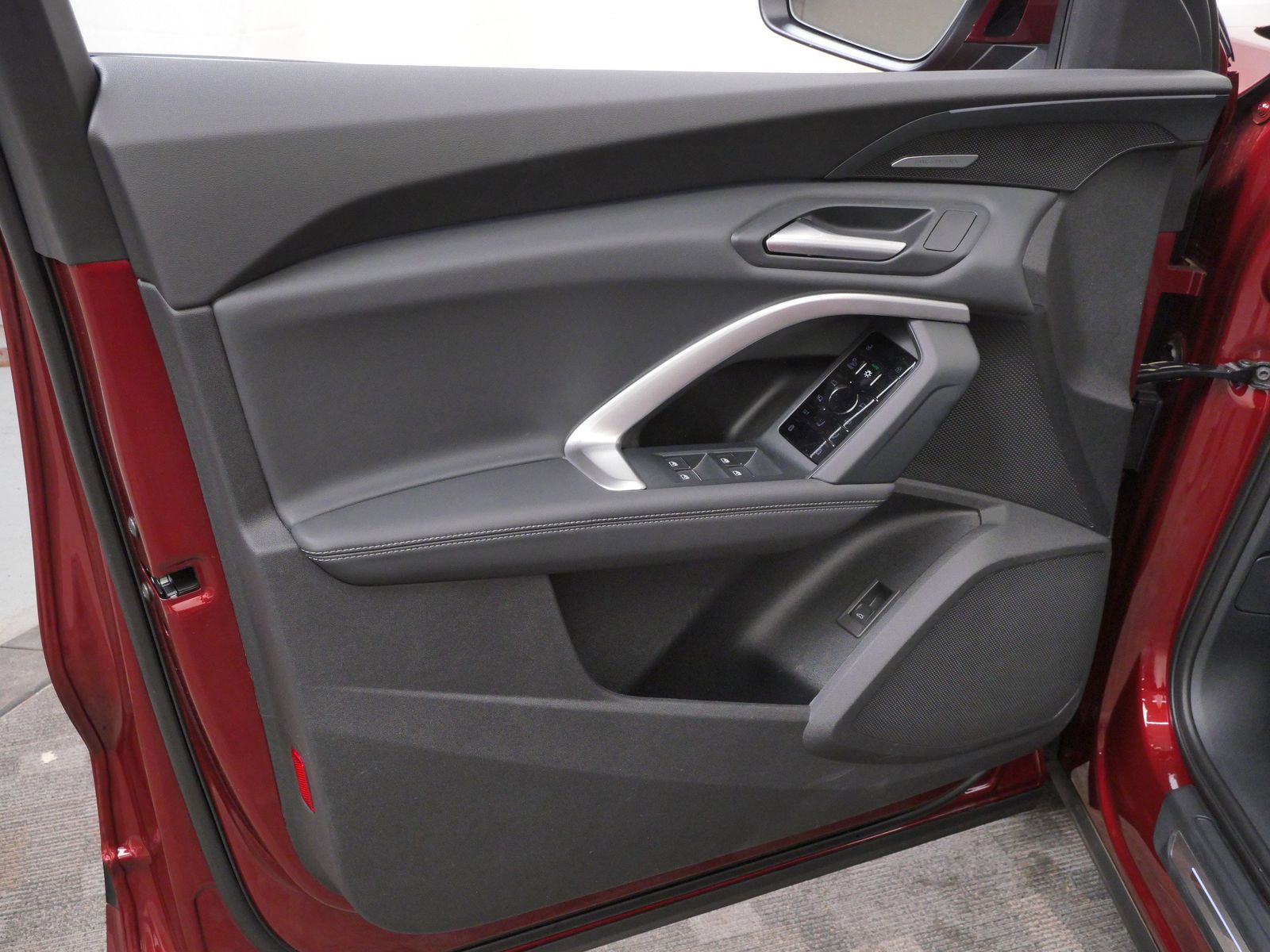 Thumbnail: 2026 Audi Q5 - 10