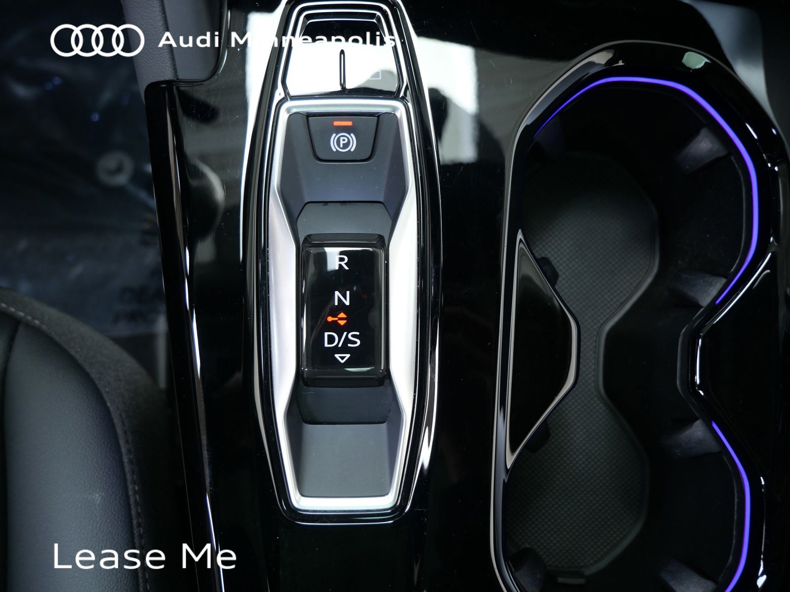 Thumbnail: 2025 Audi Q5 - 21