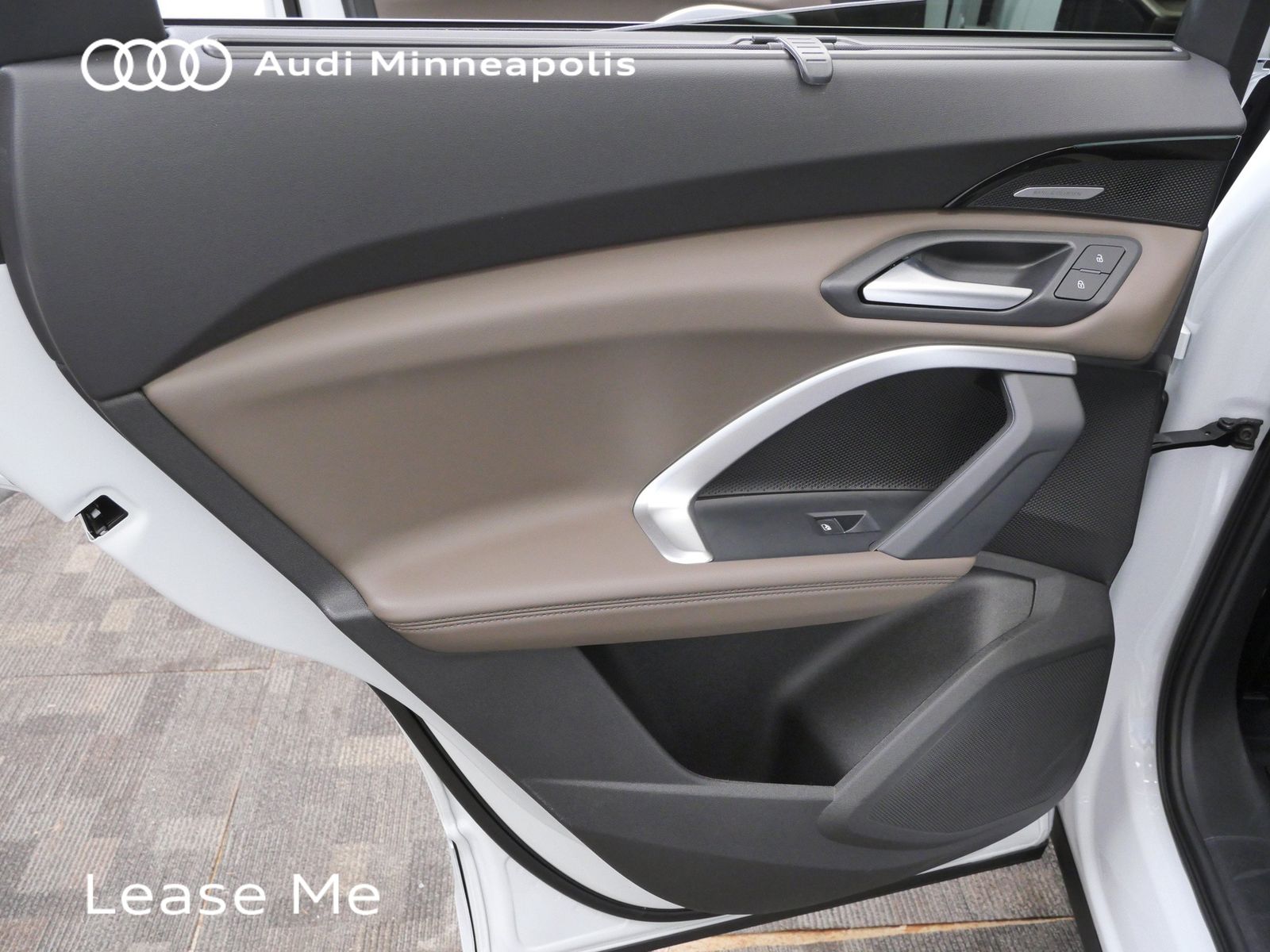 Thumbnail: 2025 Audi Q5 - 12