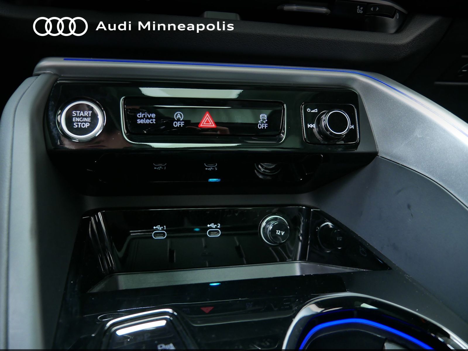 Thumbnail: 2025 Audi Q5 - 21