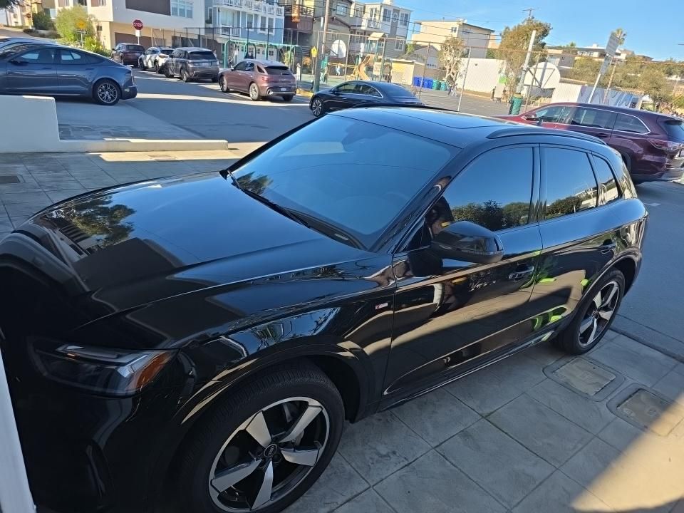 Thumbnail: 2023 Audi Q5 - 1