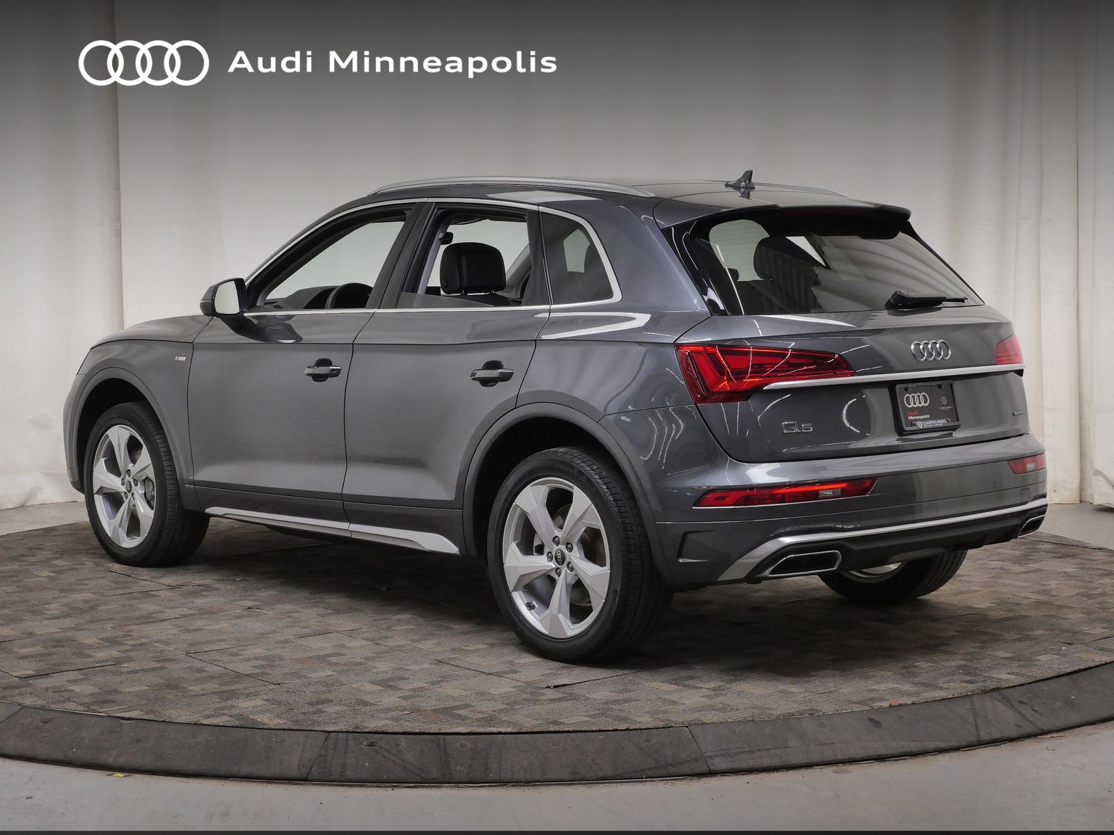 Thumbnail: 2023 Audi Q5 - 5