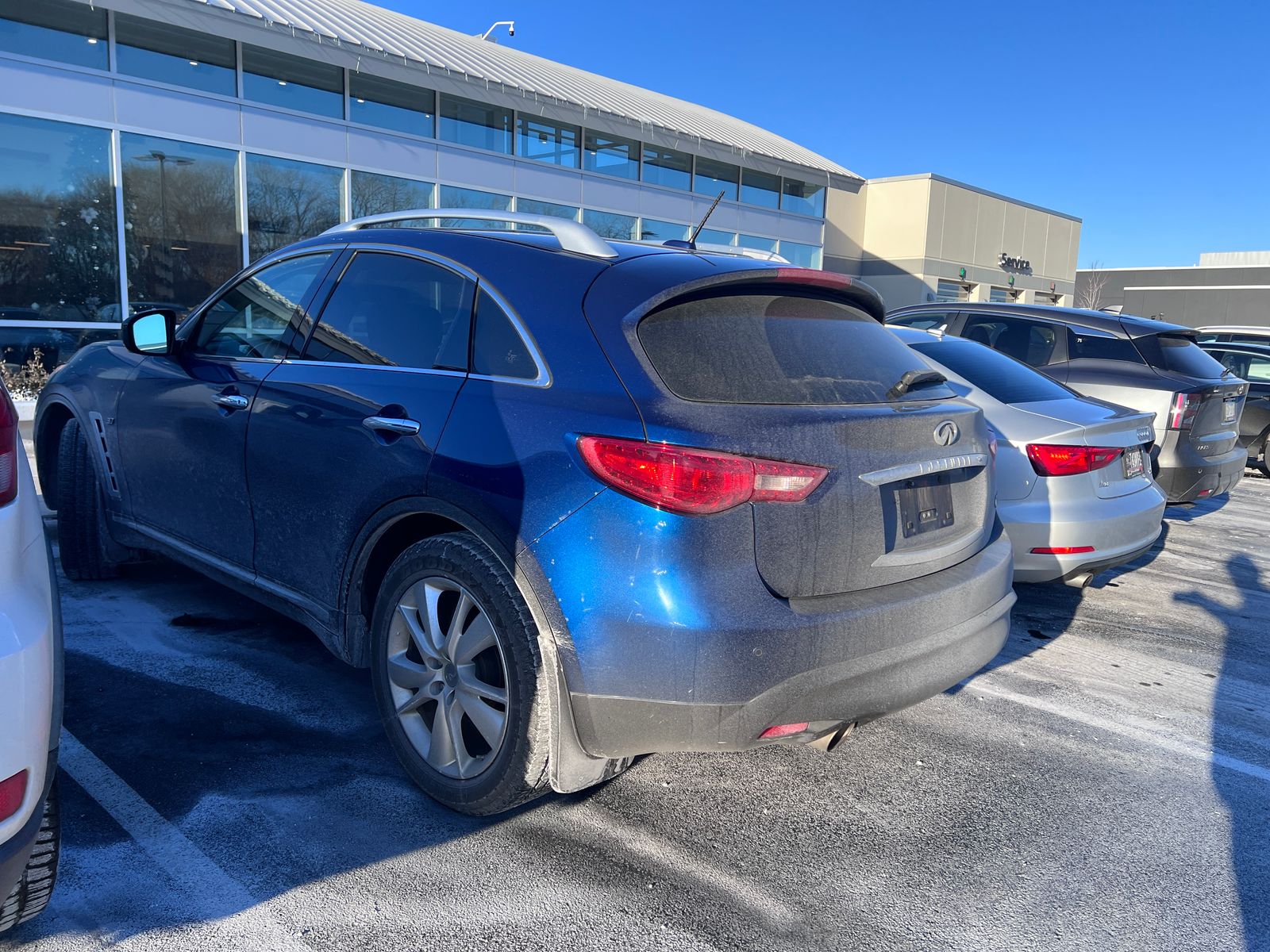 Thumbnail: 2015 INFINITI QX70 - 5