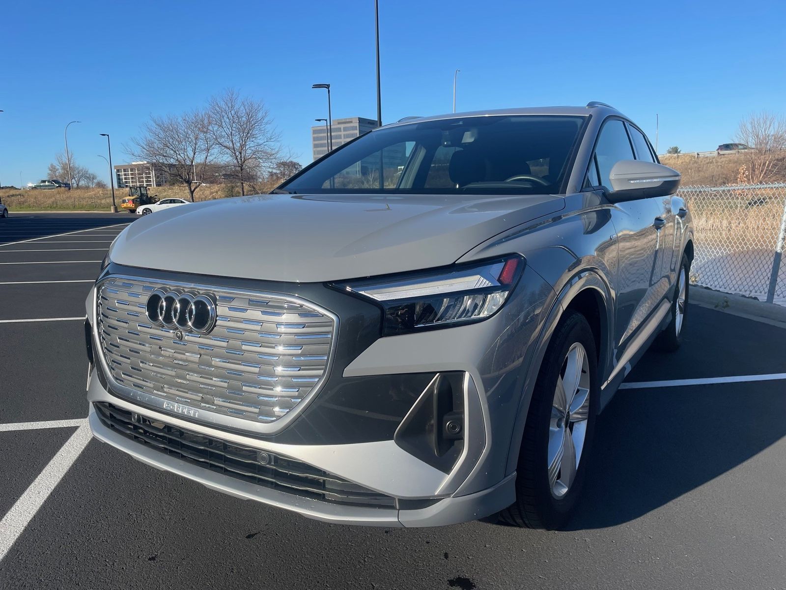 Thumbnail: 2024 Audi Q4 e-tron - 4