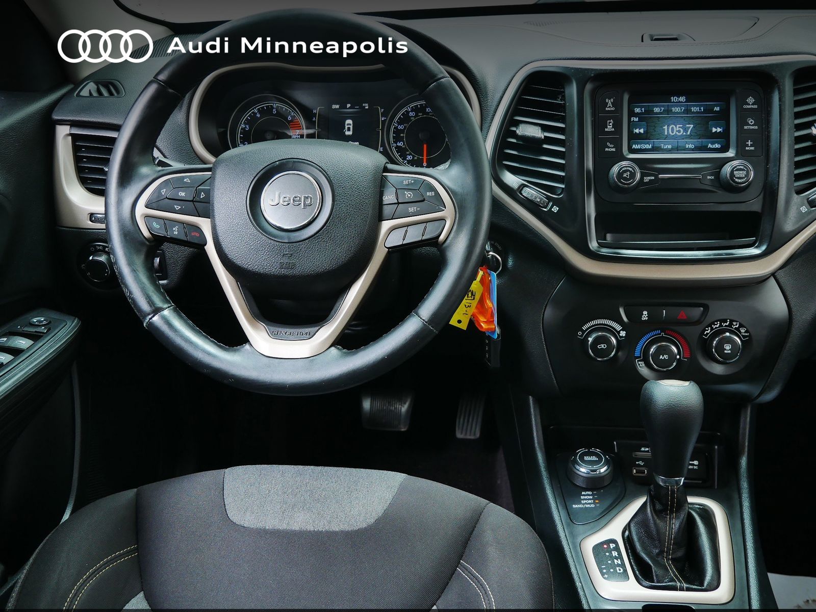 Thumbnail: 2016 Jeep Cherokee - 17