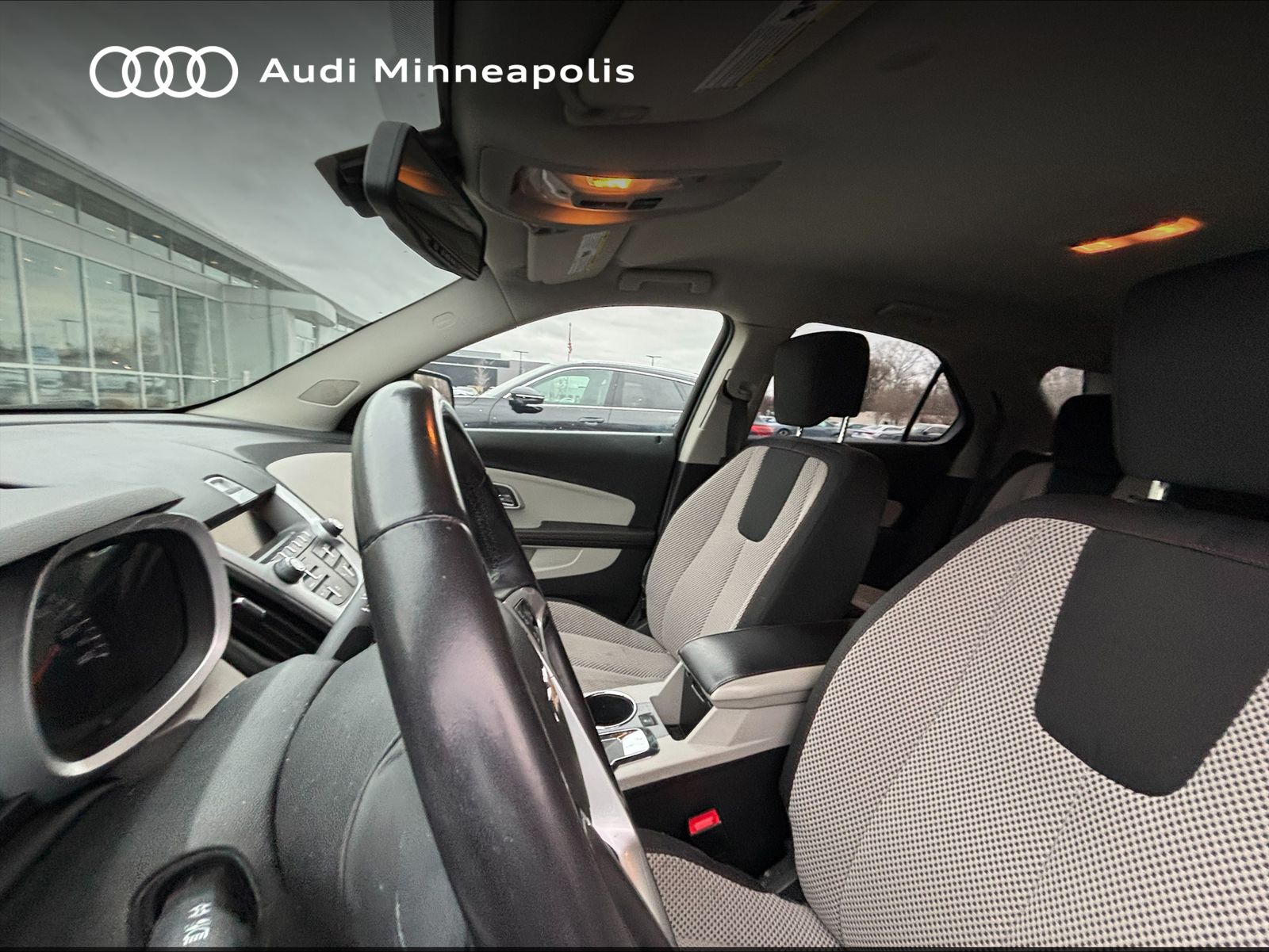 Thumbnail: 2011 Chevrolet Equinox - 18