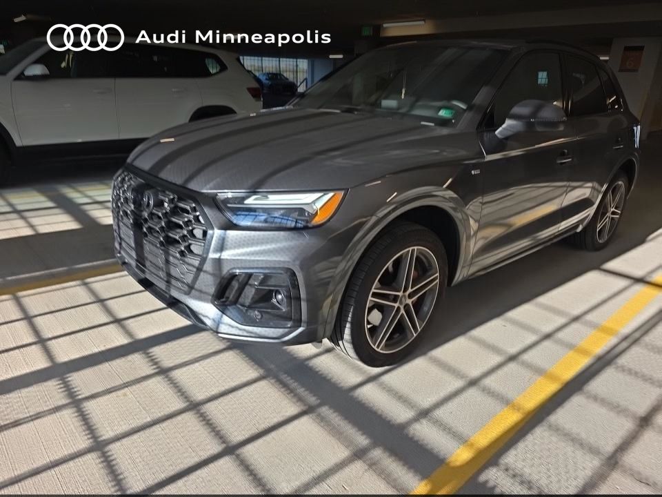 Thumbnail: 2025 Audi Q5 - 1