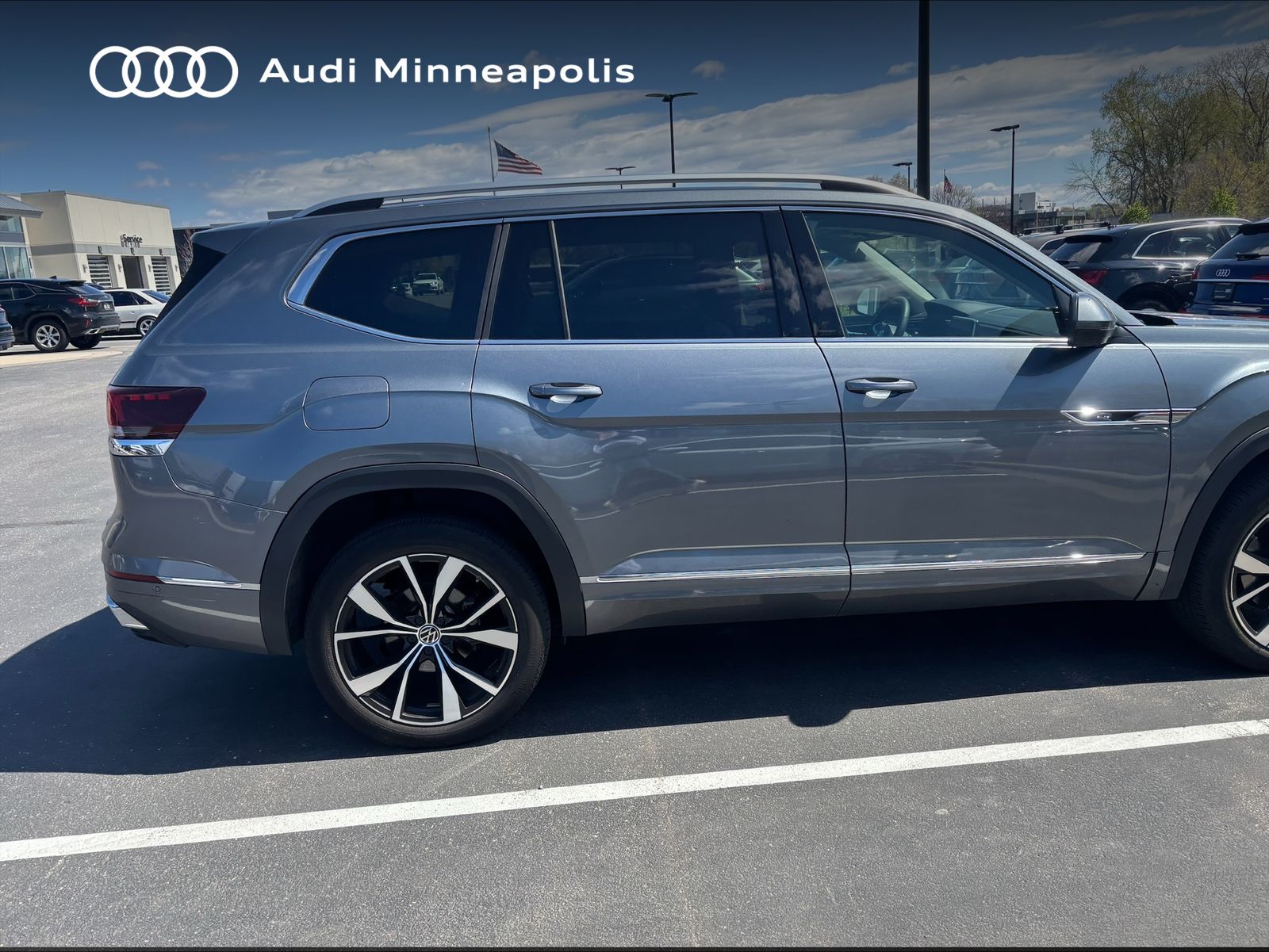 Thumbnail: 2024 Volkswagen Atlas - 4