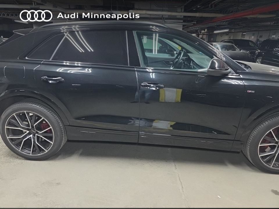 Thumbnail: 2023 Audi Q8 - 5