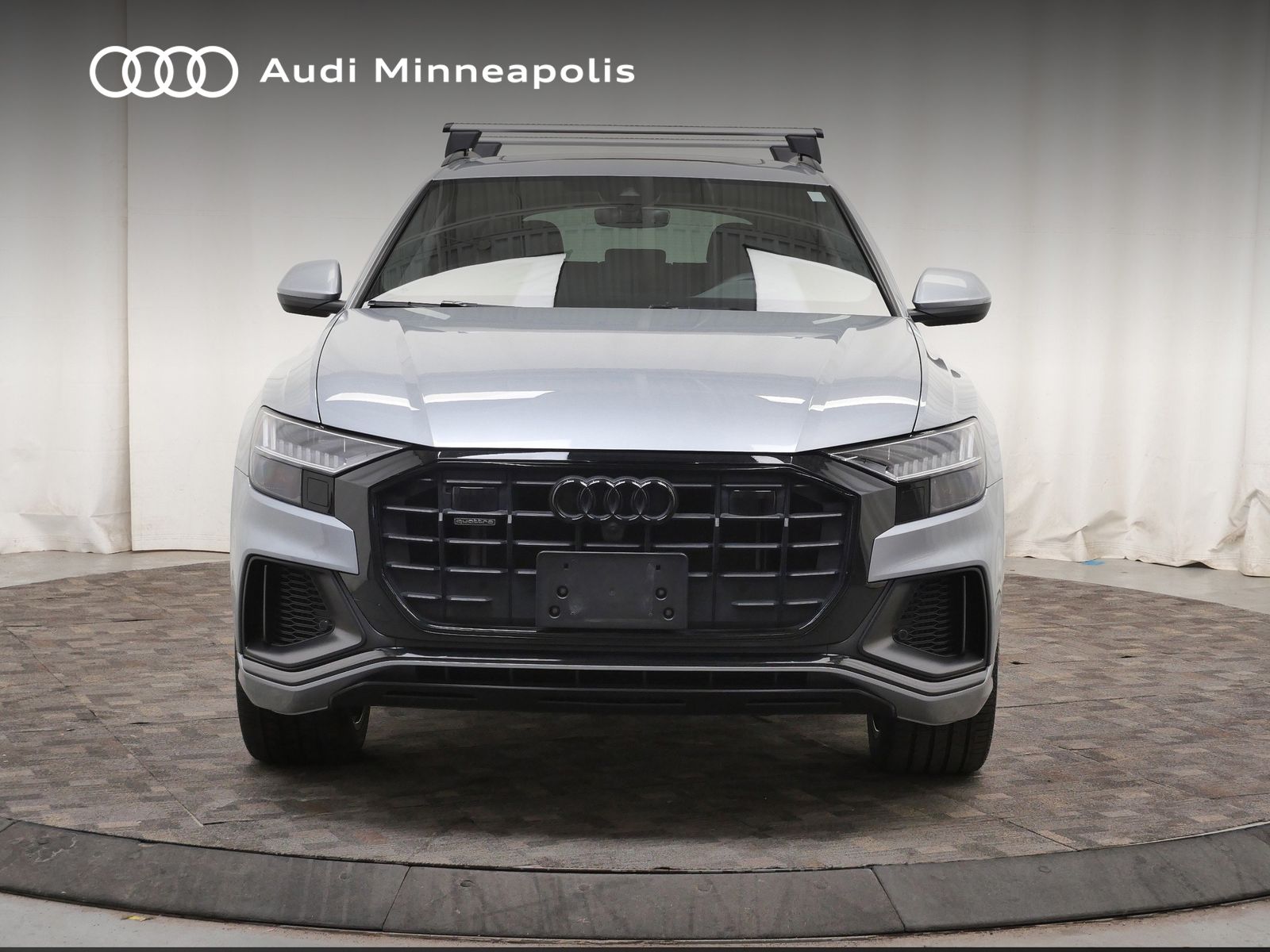 Thumbnail: 2023 Audi Q8 - 11