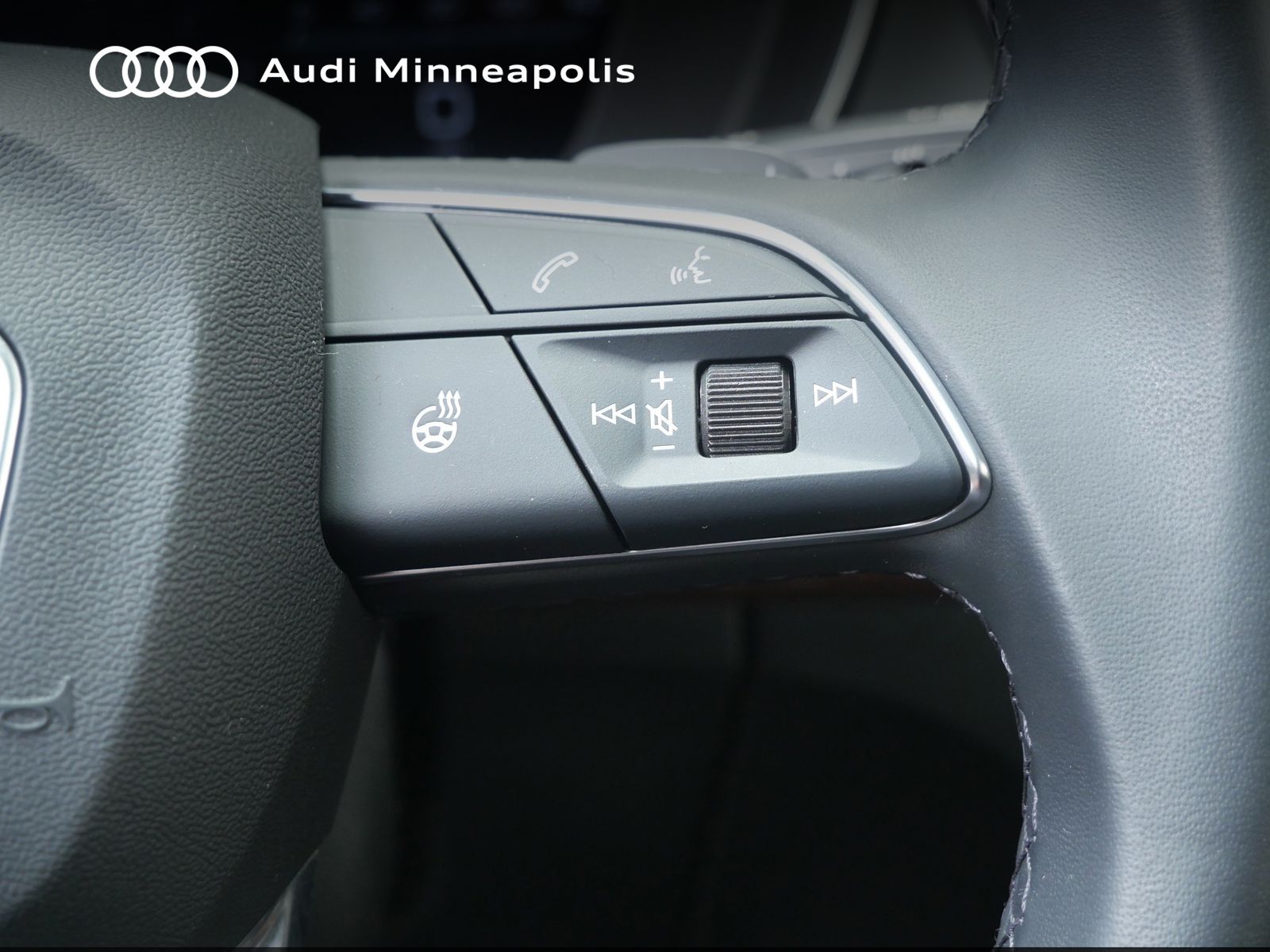 Thumbnail: 2023 Audi Q5 - 30