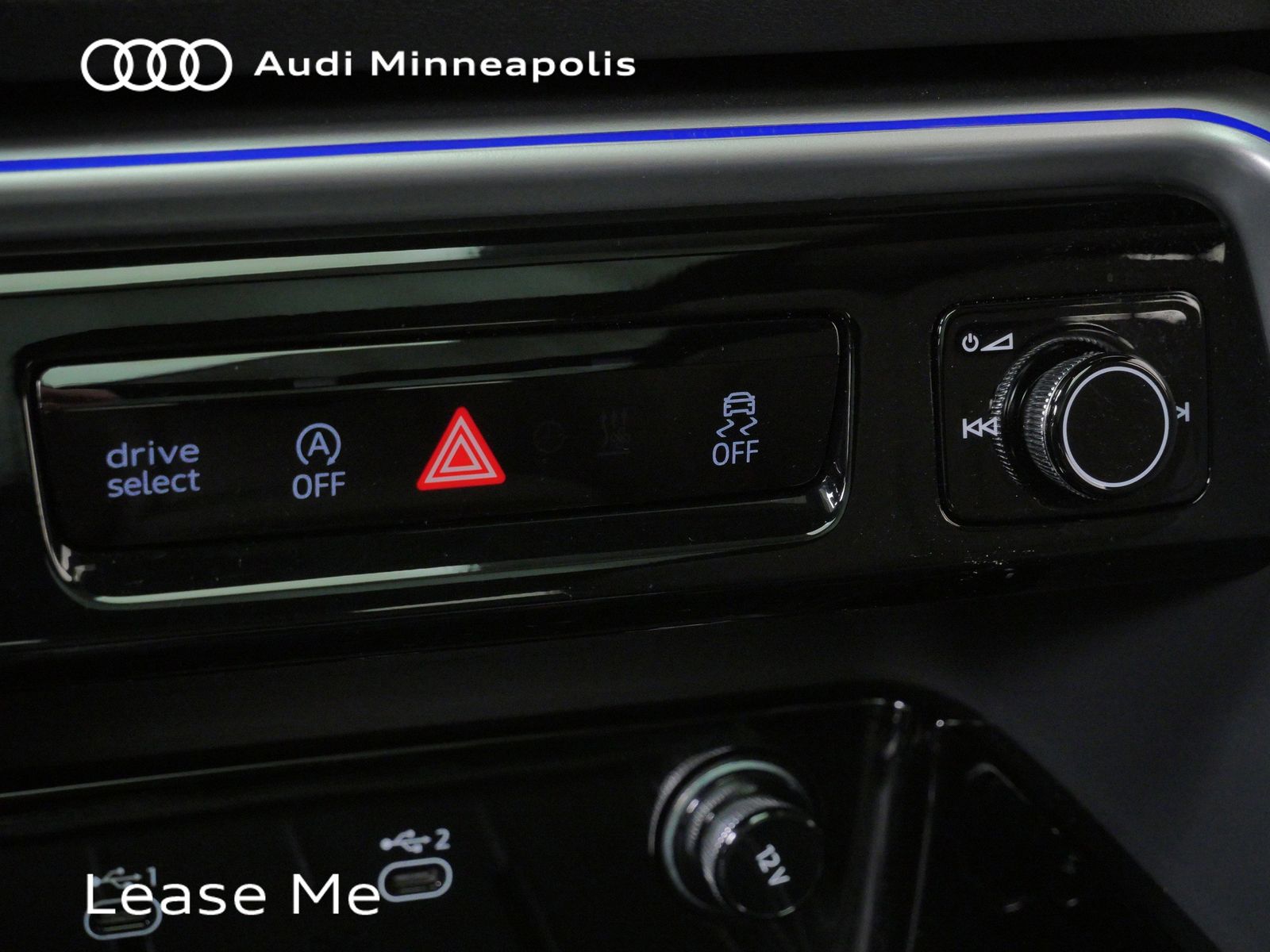 Thumbnail: 2025 Audi Q5 - 26