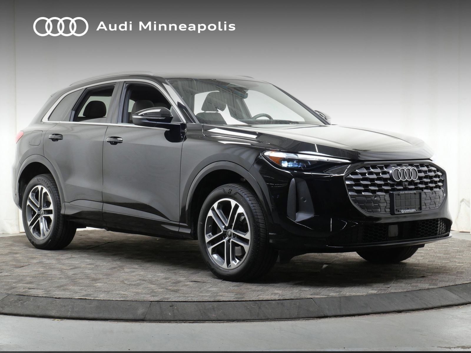 Thumbnail: 2025 Audi Q5 - 10
