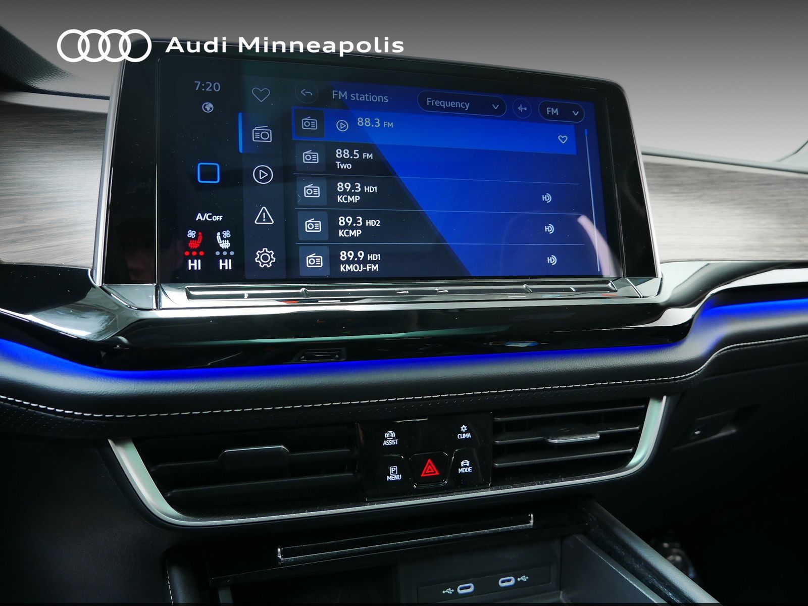 Thumbnail: 2024 Volkswagen Atlas - 22