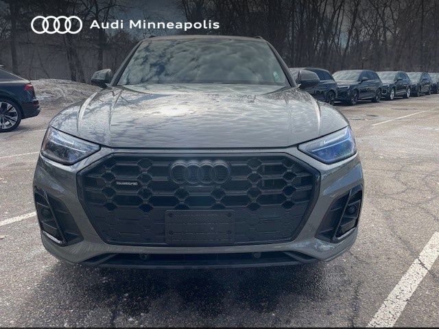 Thumbnail: 2023 Audi Q5 - 12