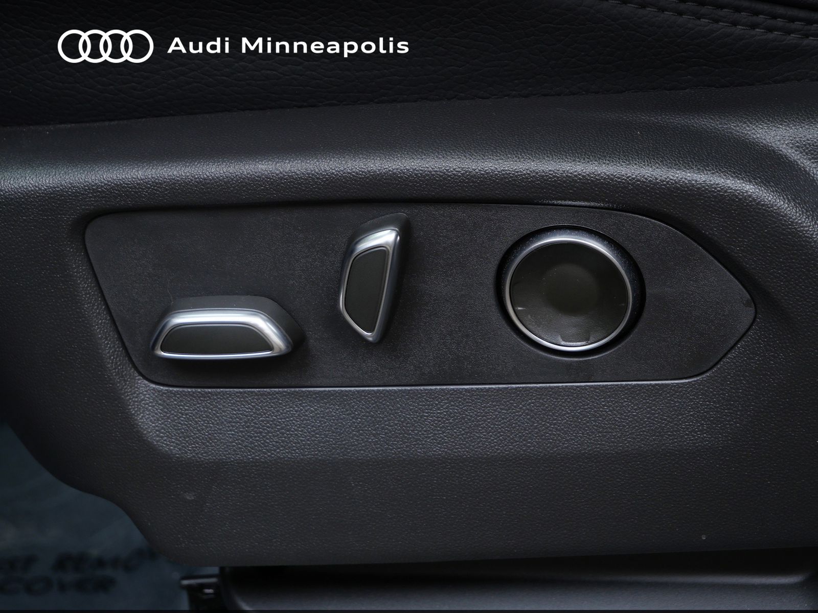 Thumbnail: 2025 GMC Sierra 2500 - 13