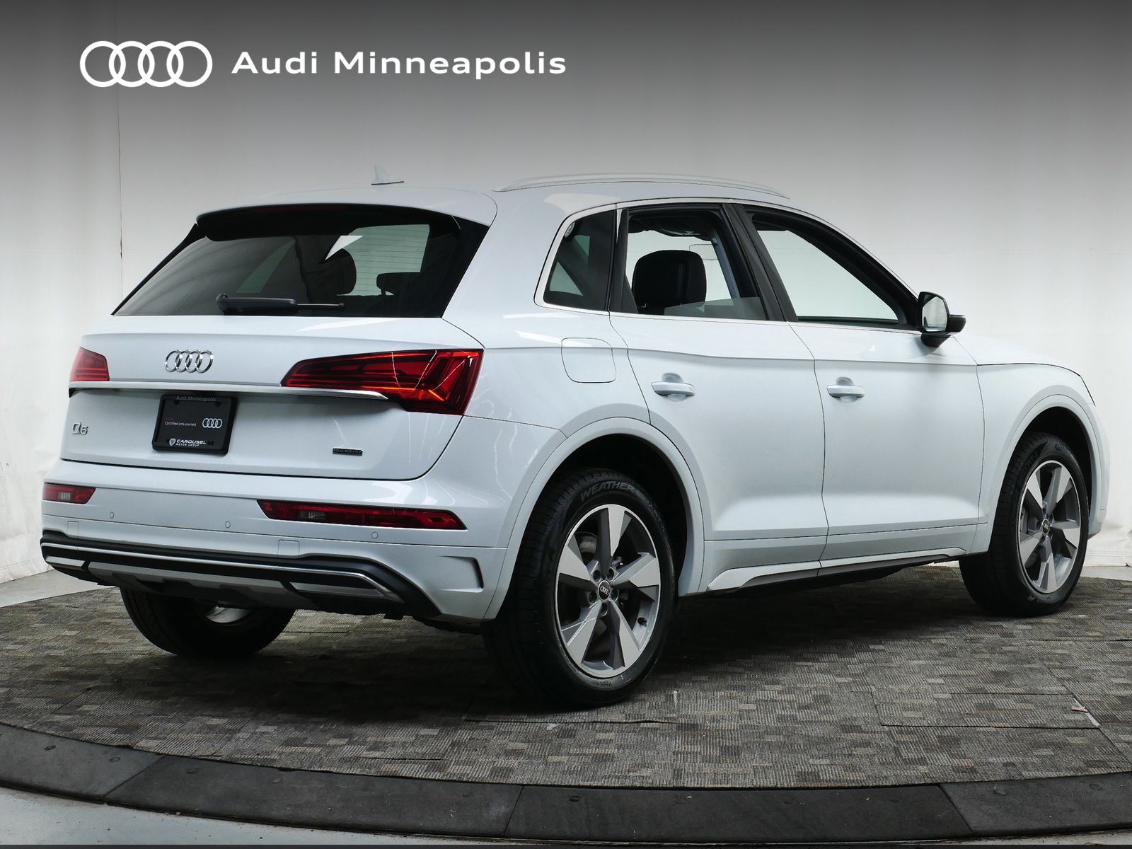 Thumbnail: 2023 Audi Q5 - 7