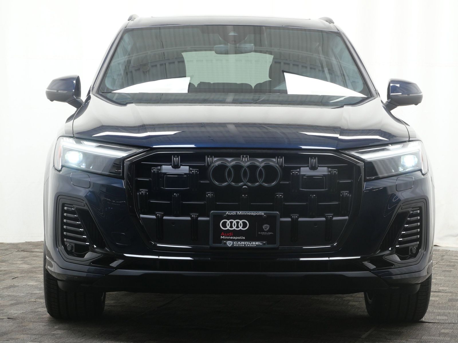 Thumbnail: 2026 Audi Q7 - 9