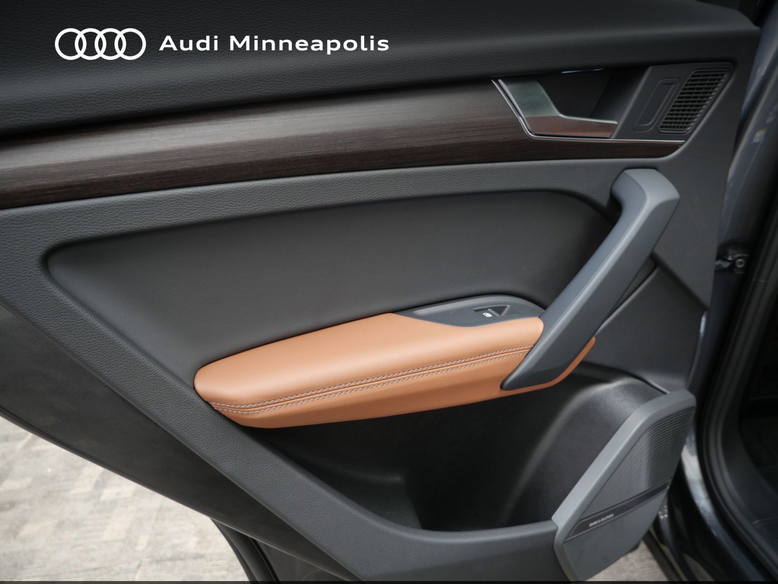 Thumbnail: 2023 Audi Q5 - 15