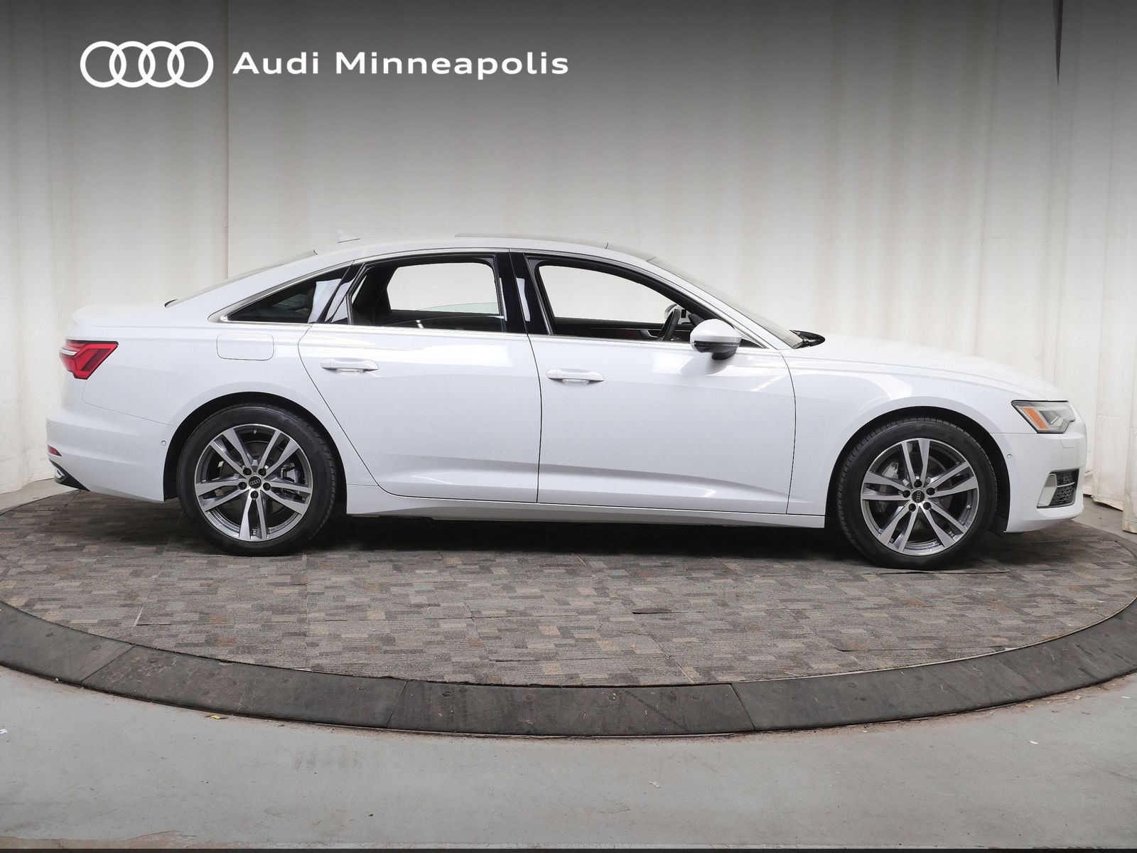 Thumbnail: 2023 Audi A6 - 10