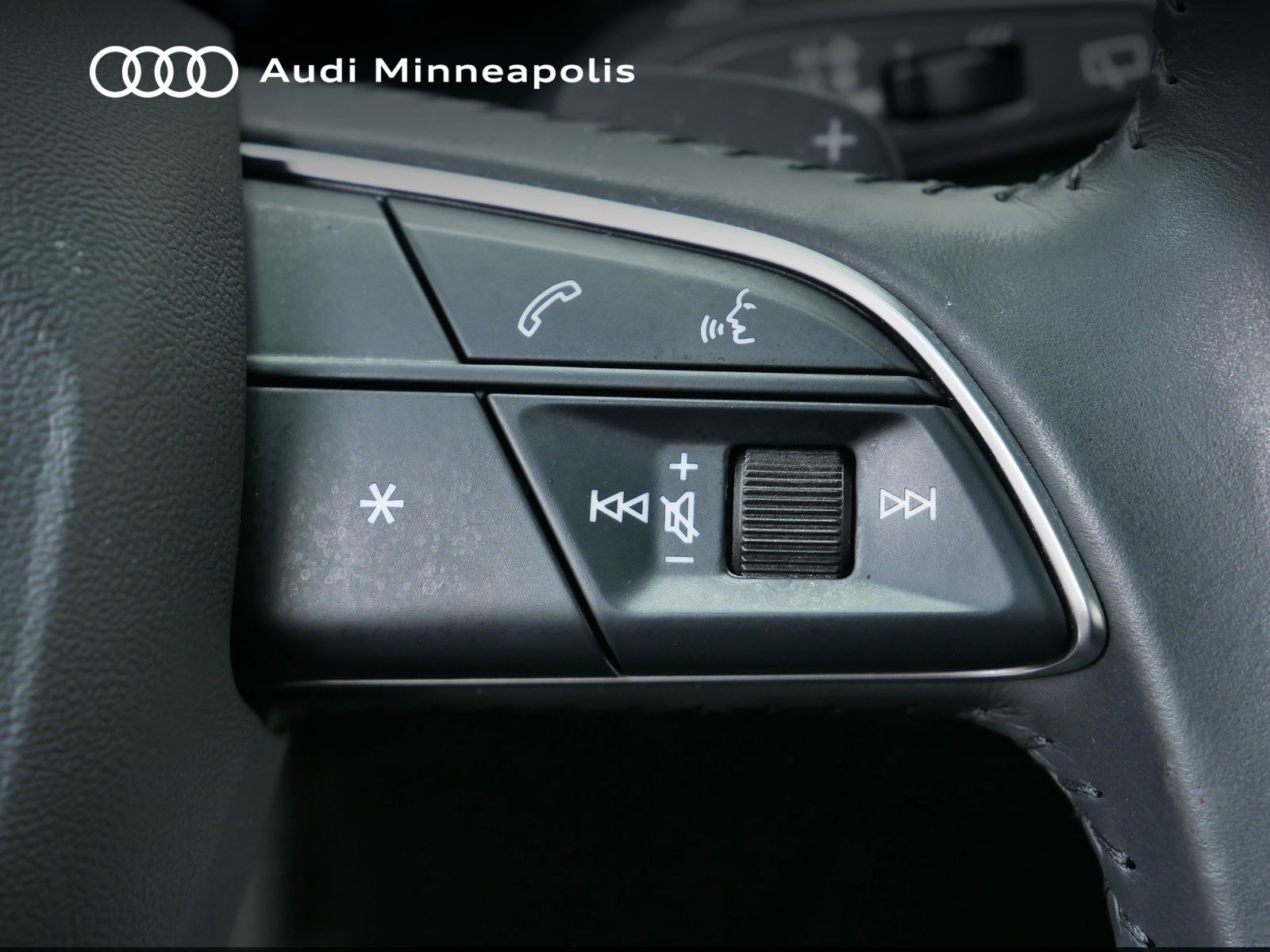 Thumbnail: 2020 Audi Q7 - 21