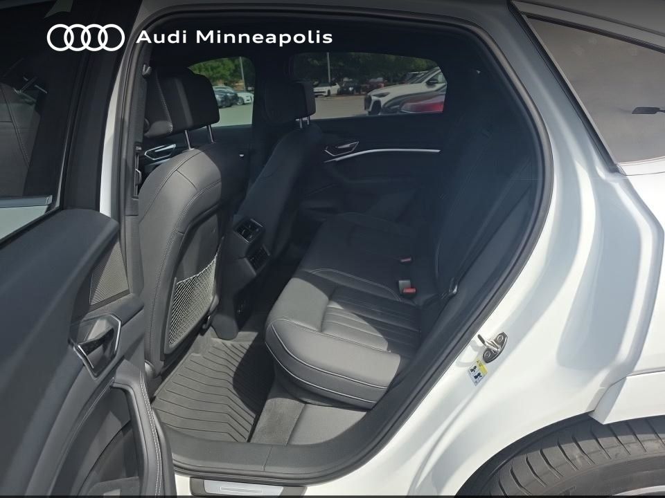 Thumbnail: 2024 Audi Q8 e-tron - 14