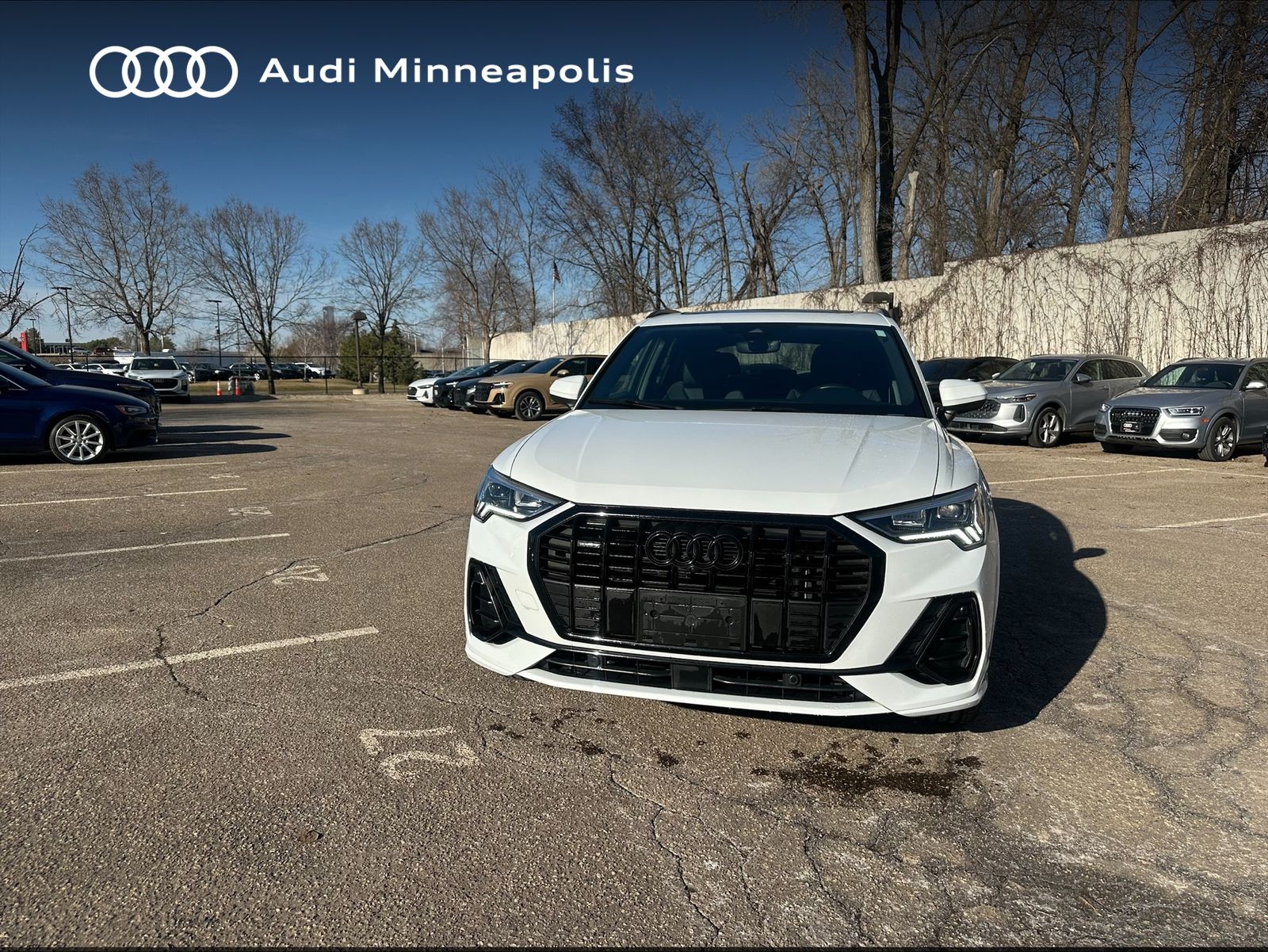 Thumbnail: 2022 Audi Q3 - 11