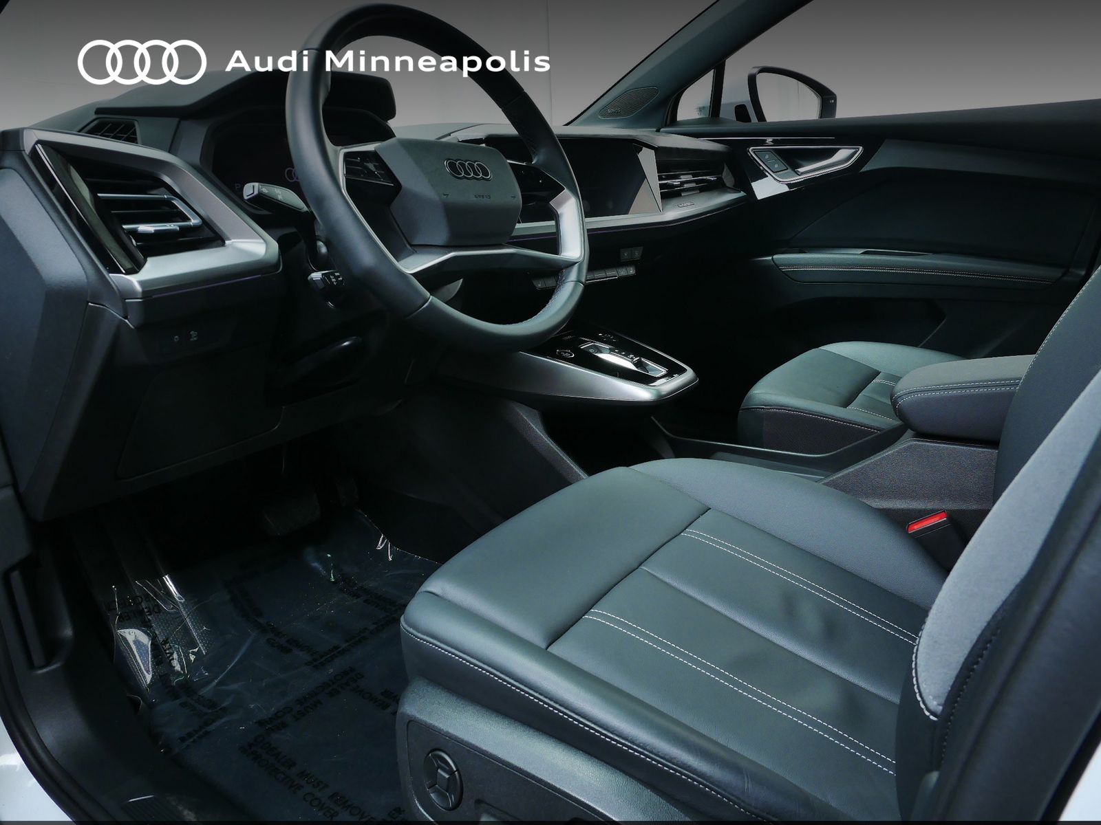 Thumbnail: 2023 Audi Q4 e-tron - 2