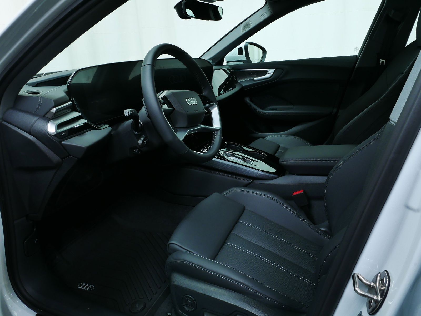 2025 Audi A5 2.0T Premium Plus photo 2
