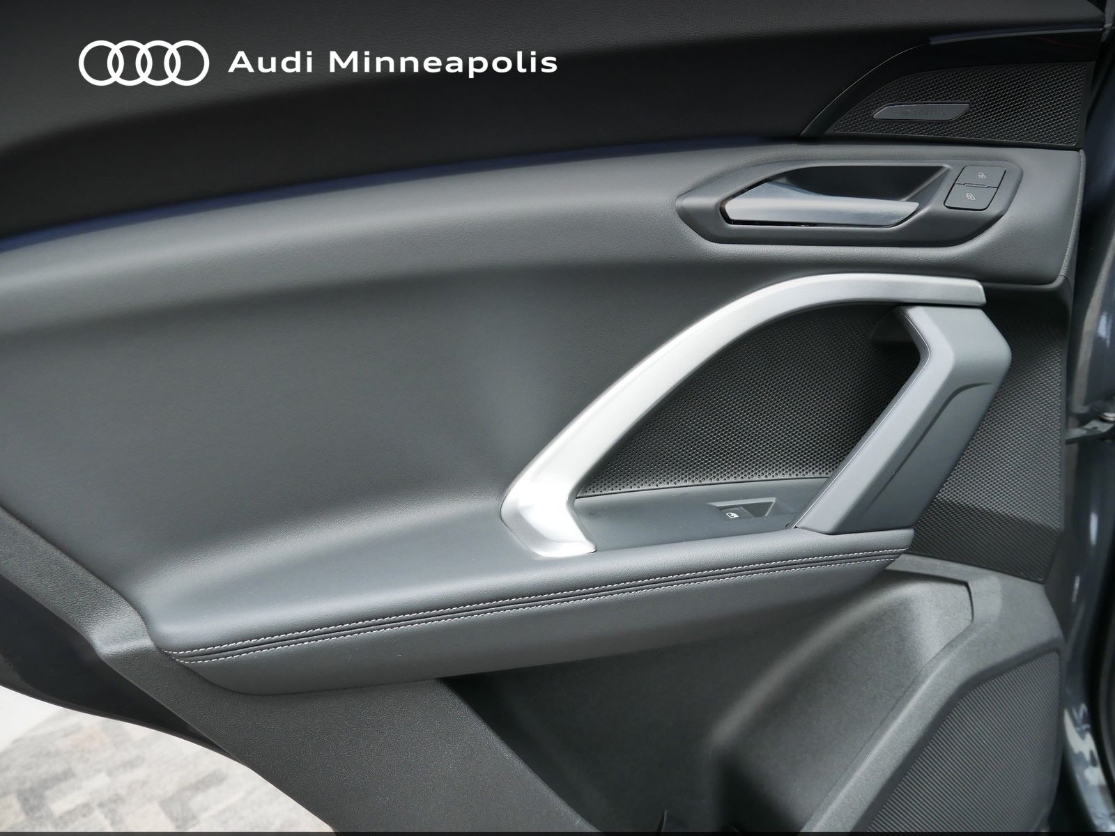 Thumbnail: 2025 Audi Q5 - 17