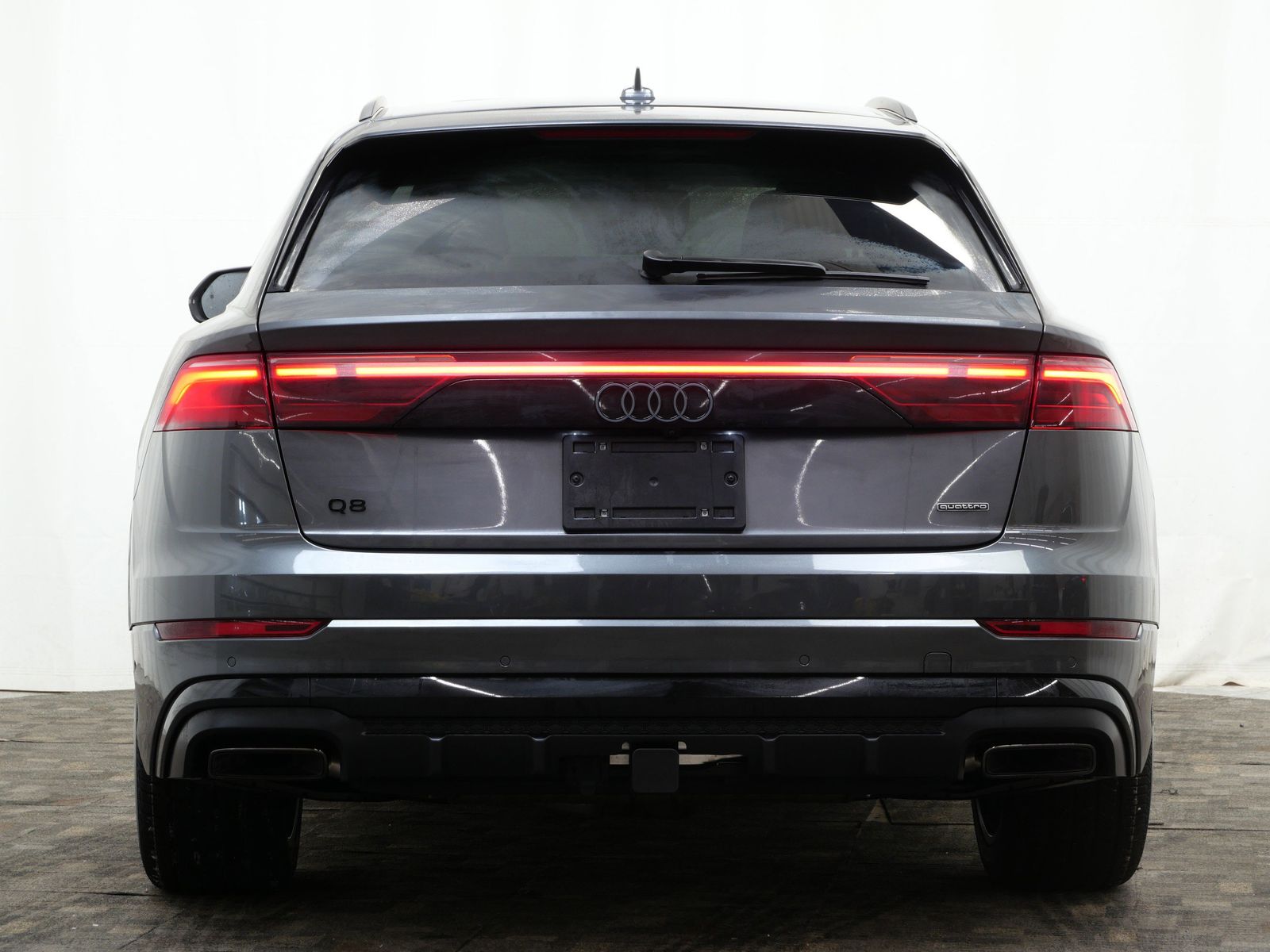 Thumbnail: 2026 Audi Q8 - 5