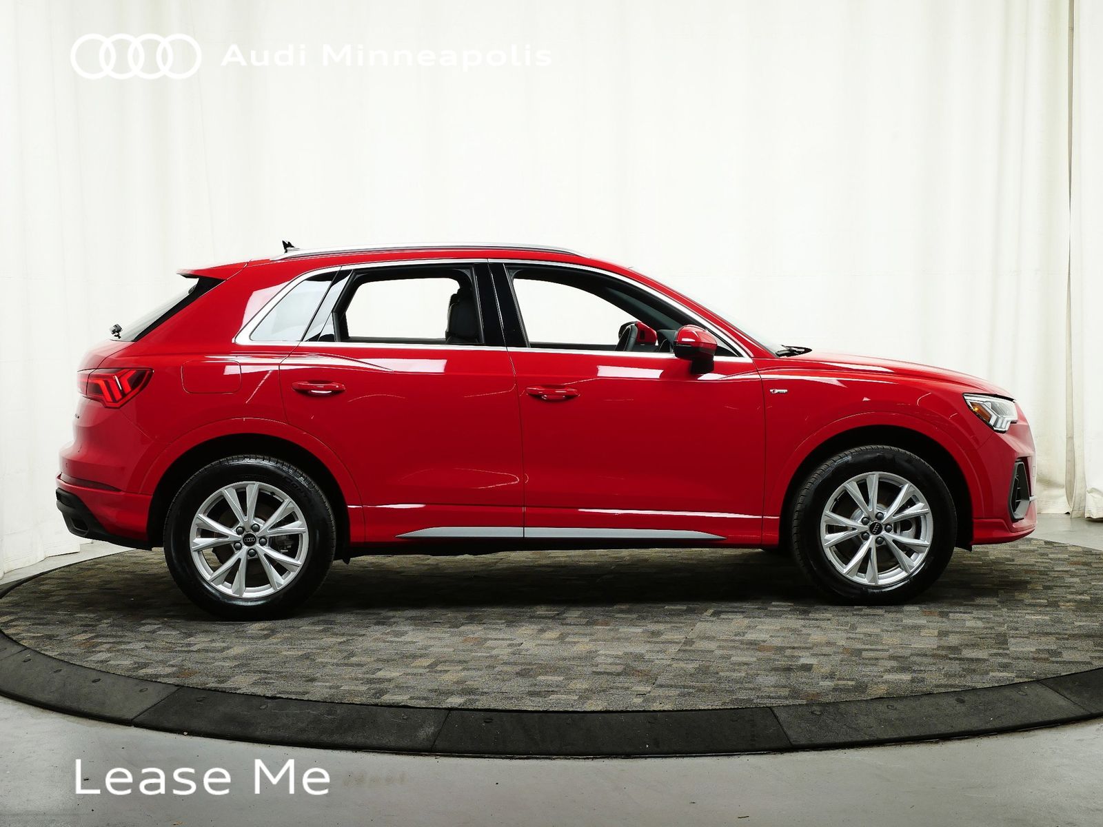 Thumbnail: 2025 Audi Q3 - 8