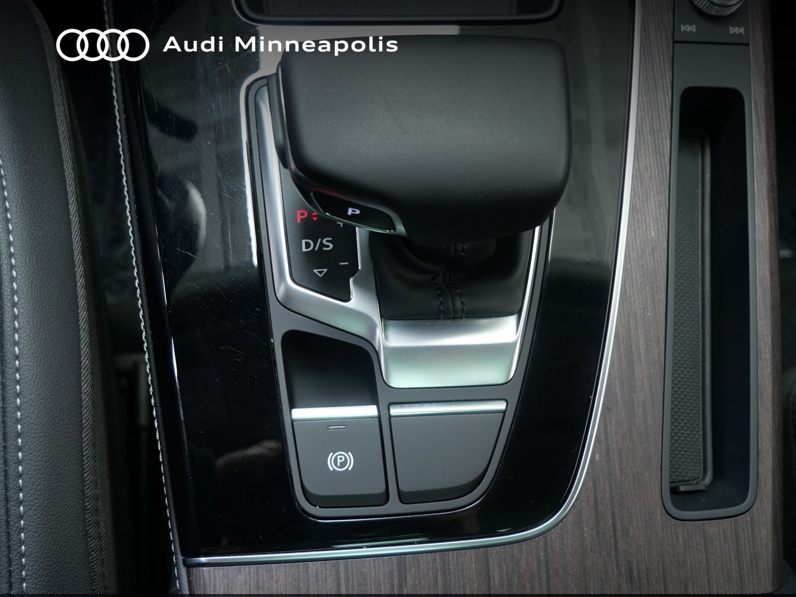 Thumbnail: 2023 Audi Q5 - 18