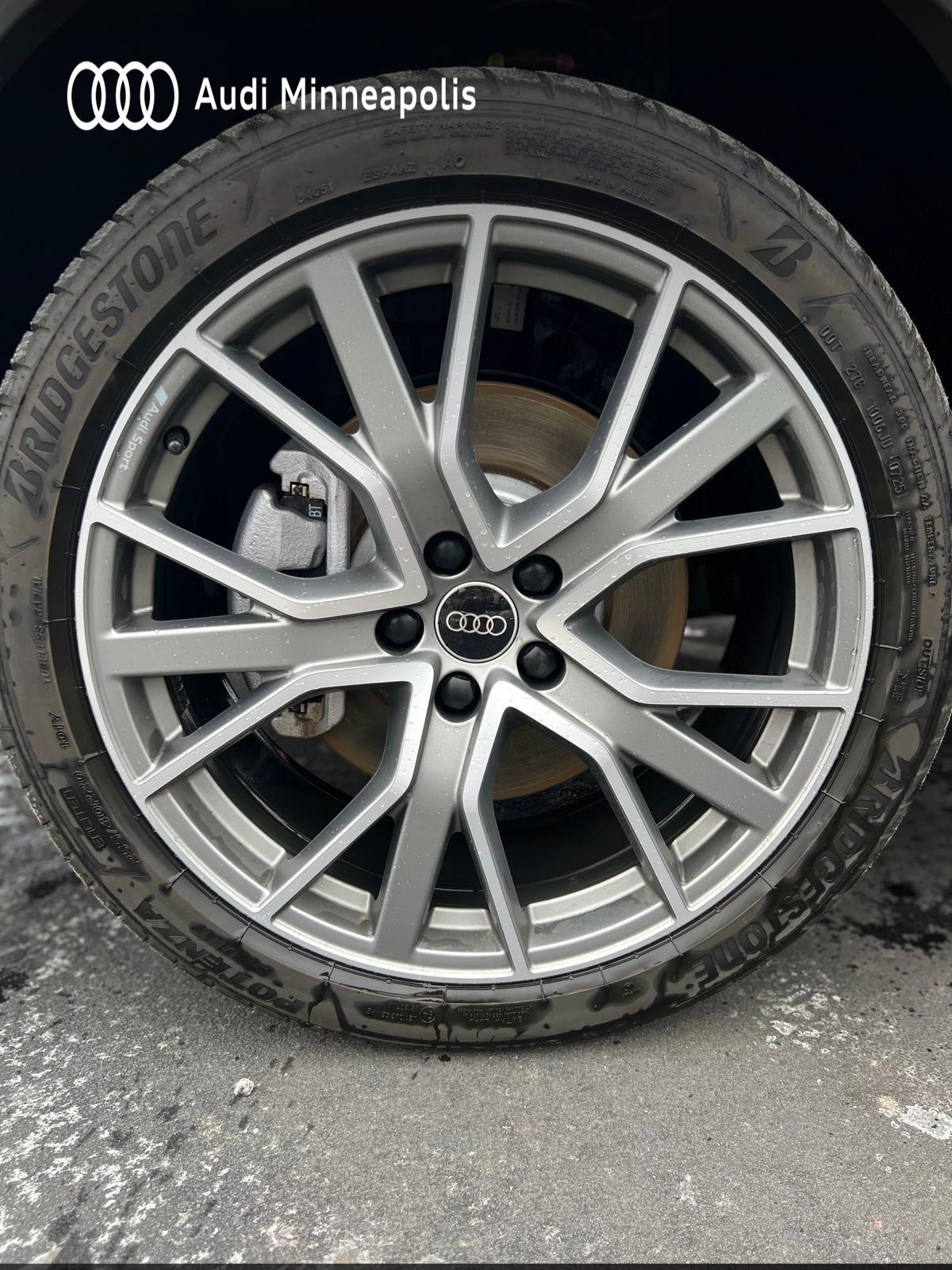 Thumbnail: 2025 Audi Q3 - 12