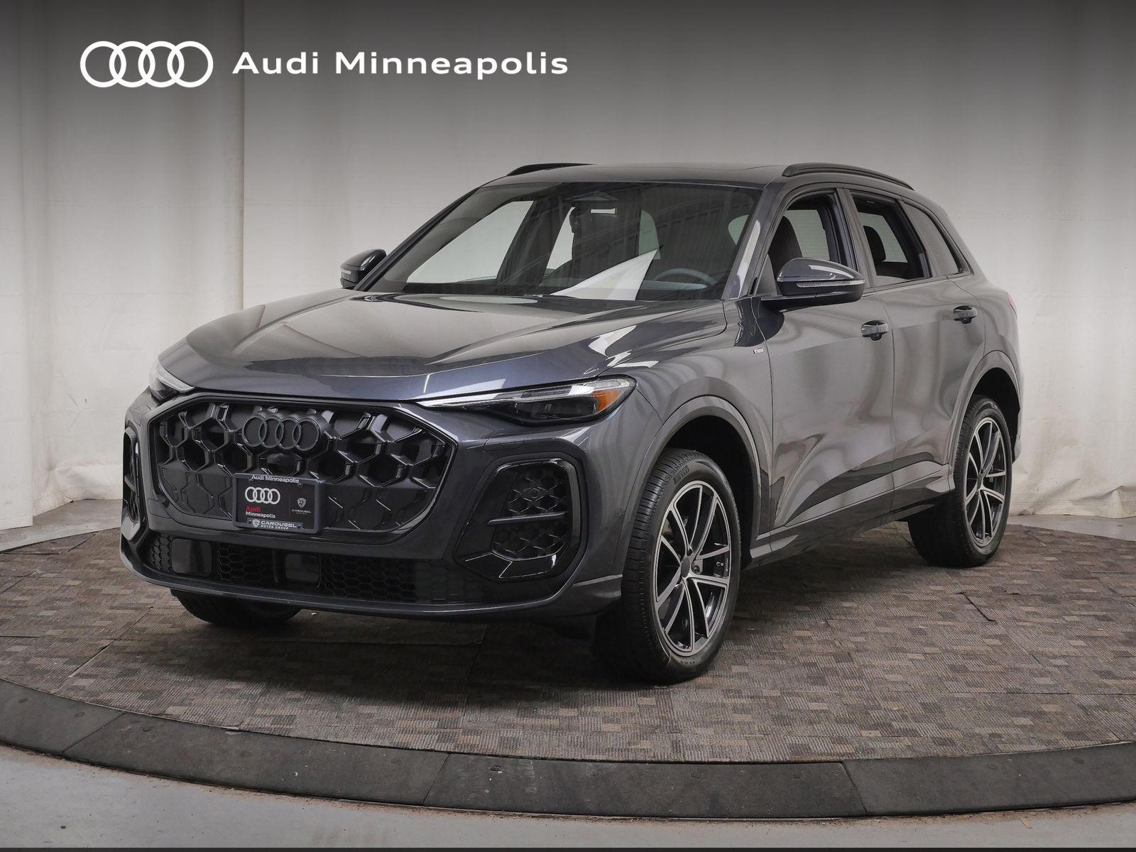 Thumbnail: 2026 Audi Q5 - 1