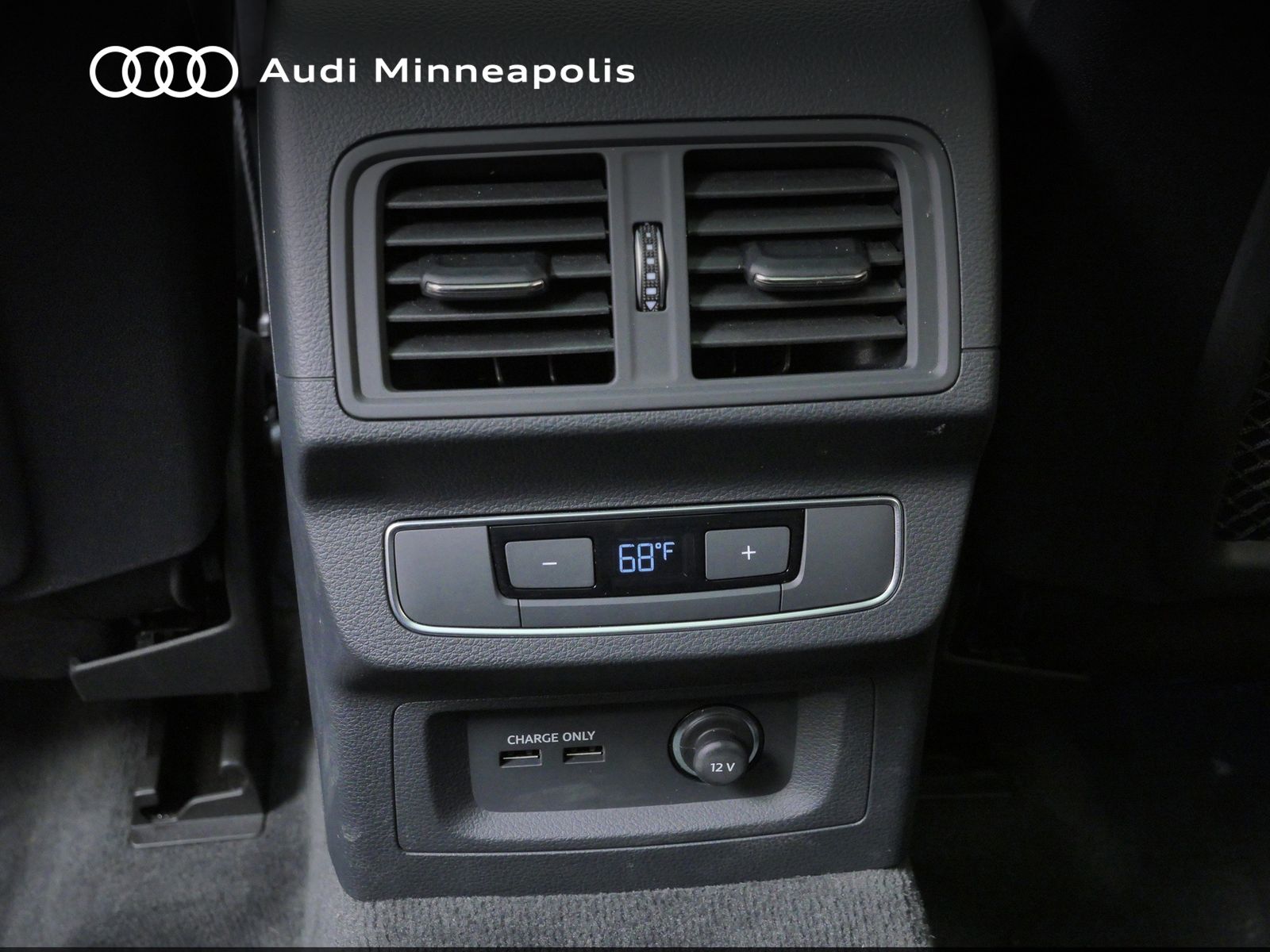 Thumbnail: 2025 Audi Q5 - 17
