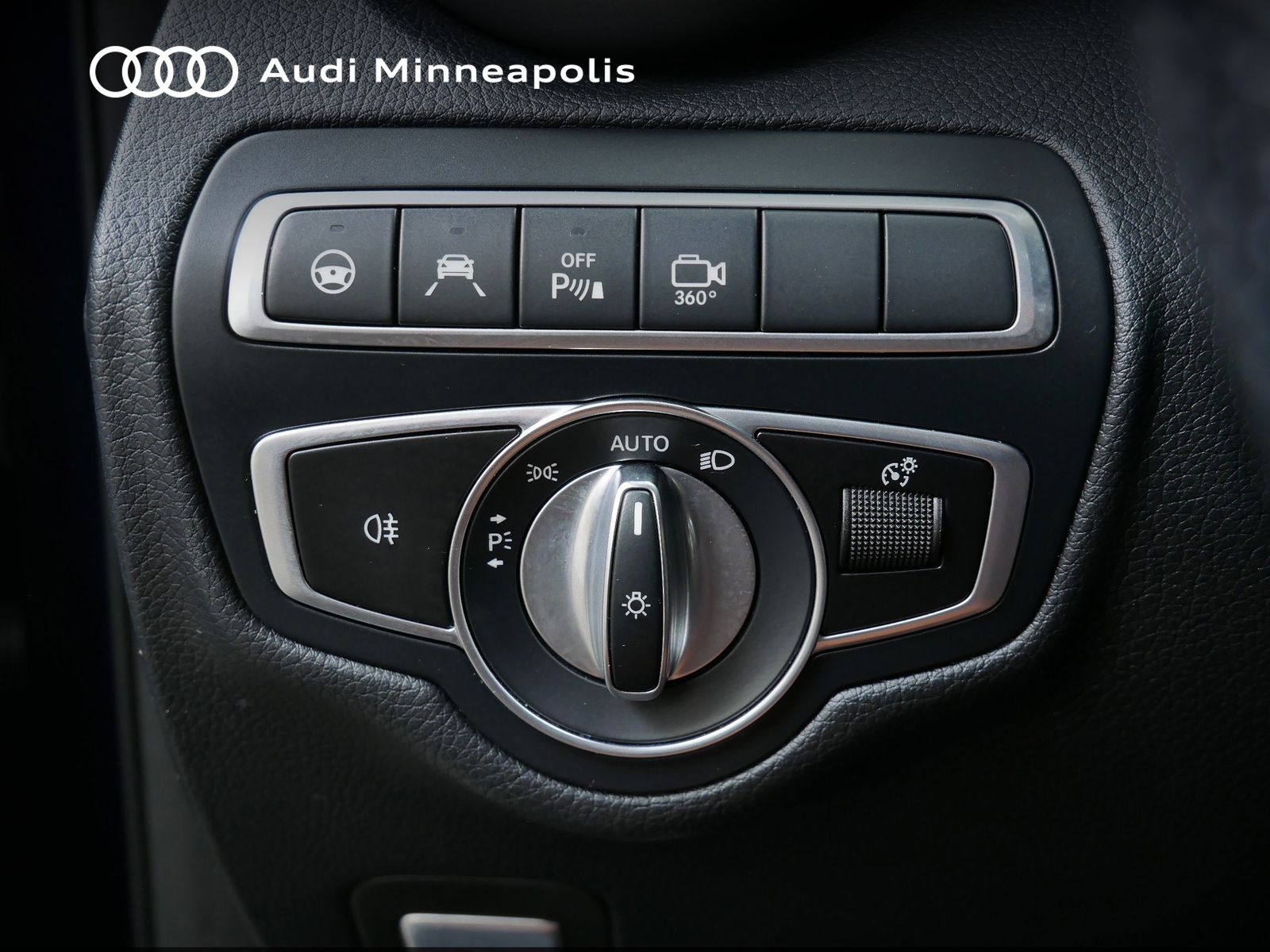 Thumbnail: 2019 Mercedes-Benz GLC - 18