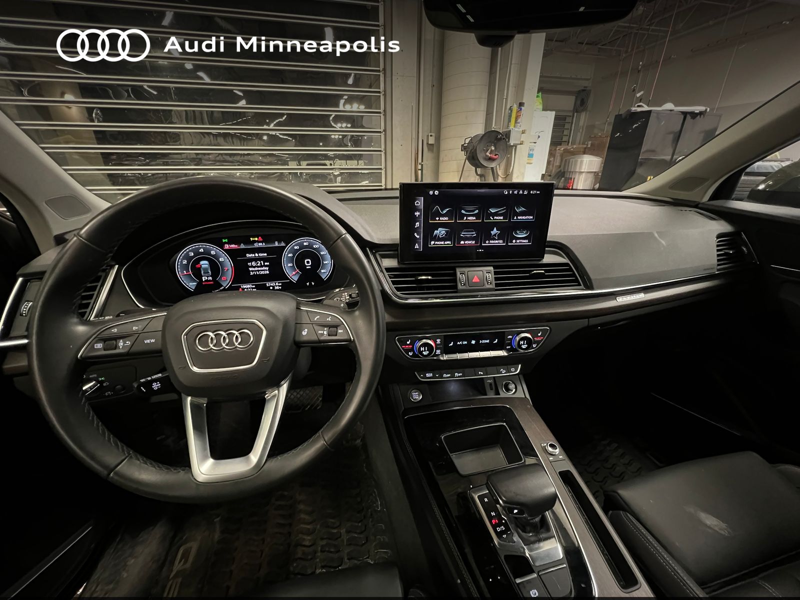Thumbnail: 2023 Audi Q5 - 16