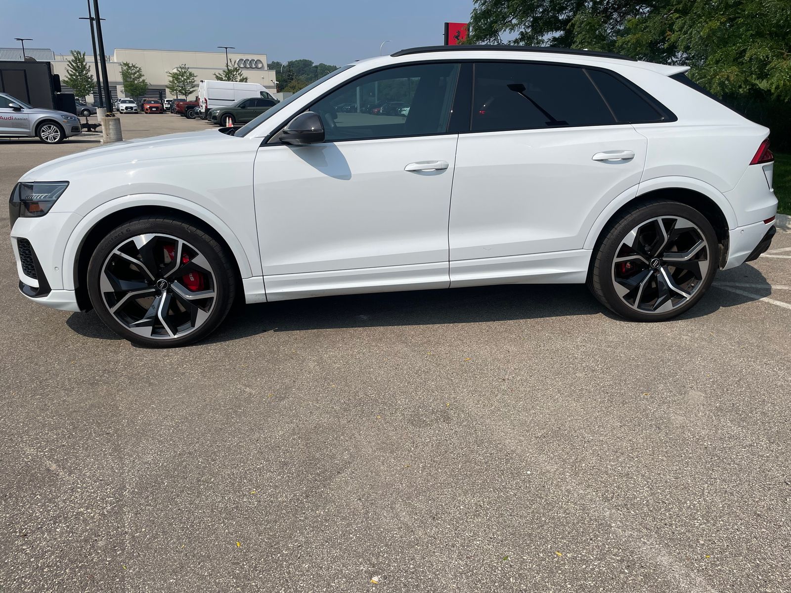 Thumbnail: 2020 Audi RS Q8 - 4