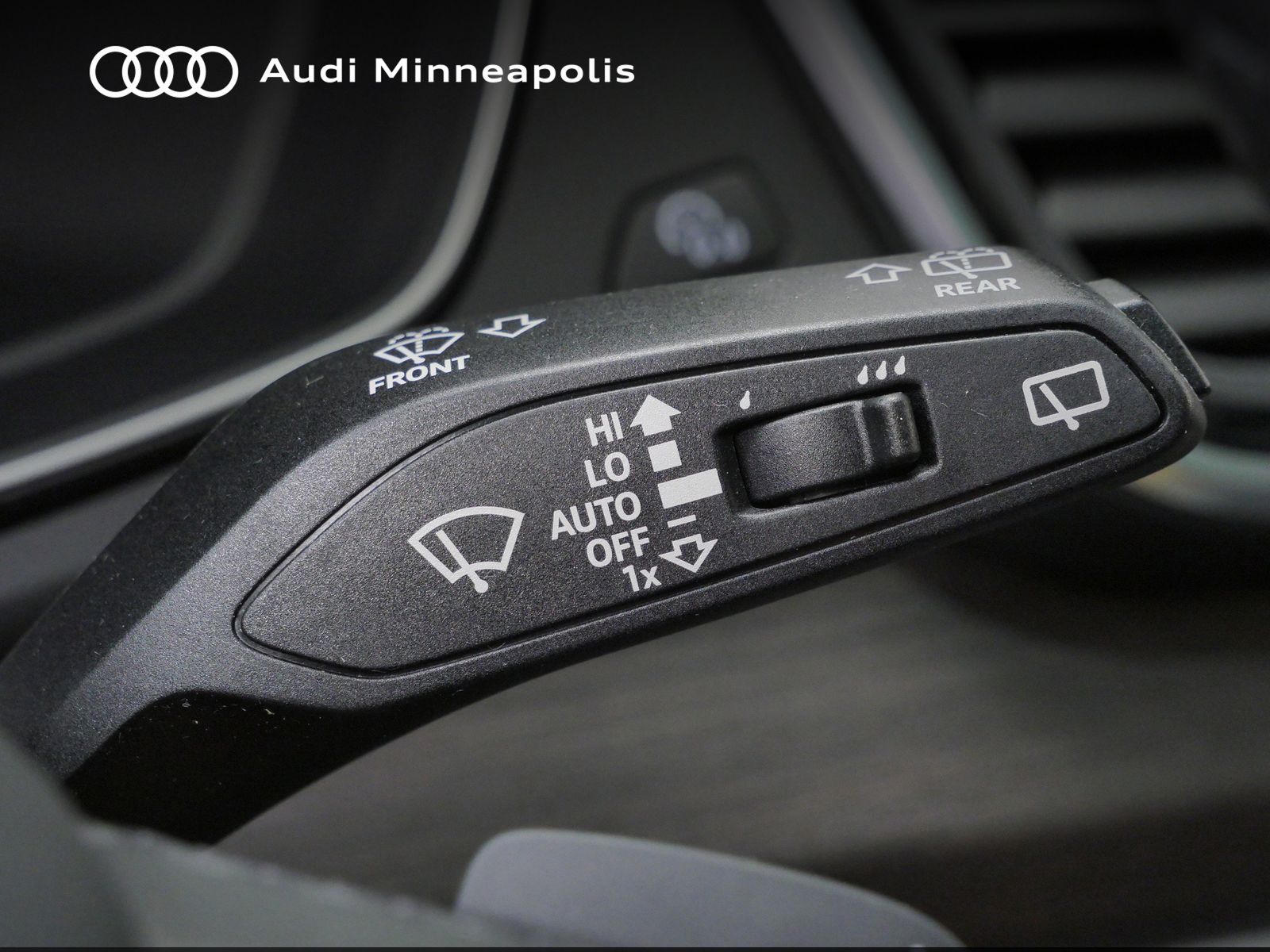 Thumbnail: 2023 Audi Q5 - 24