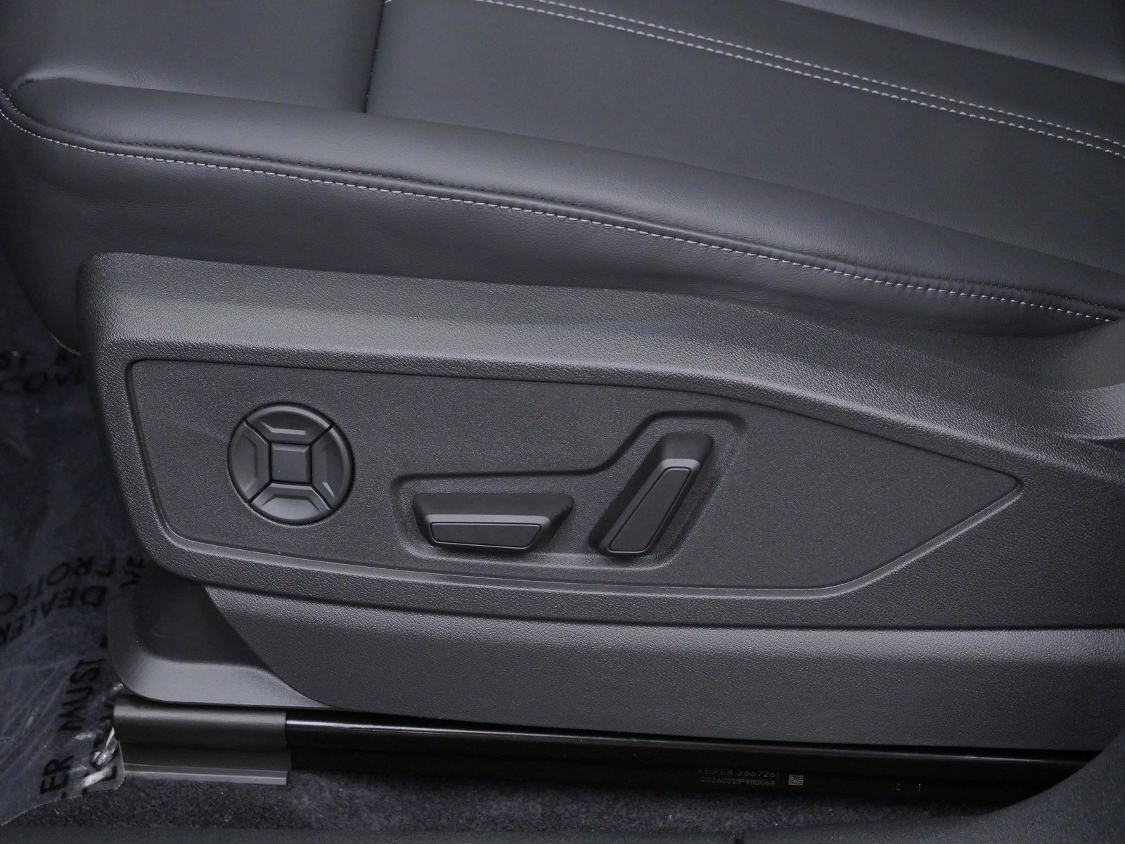 Thumbnail: 2026 Audi Q5 - 11