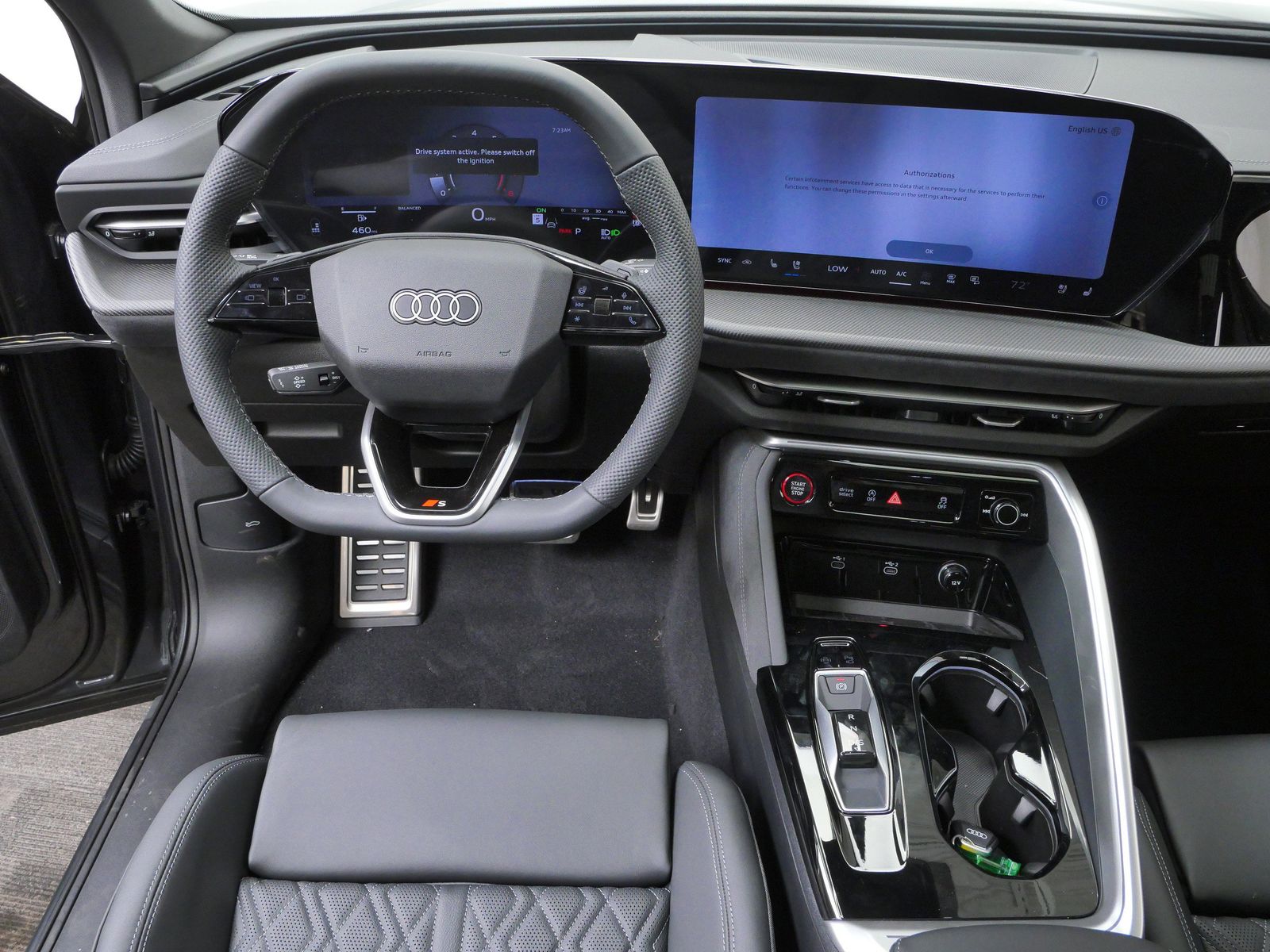 Thumbnail: 2026 Audi SQ5 - 15