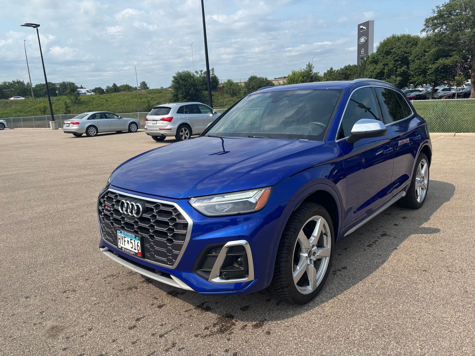Thumbnail: 2022 Audi SQ5 - 3