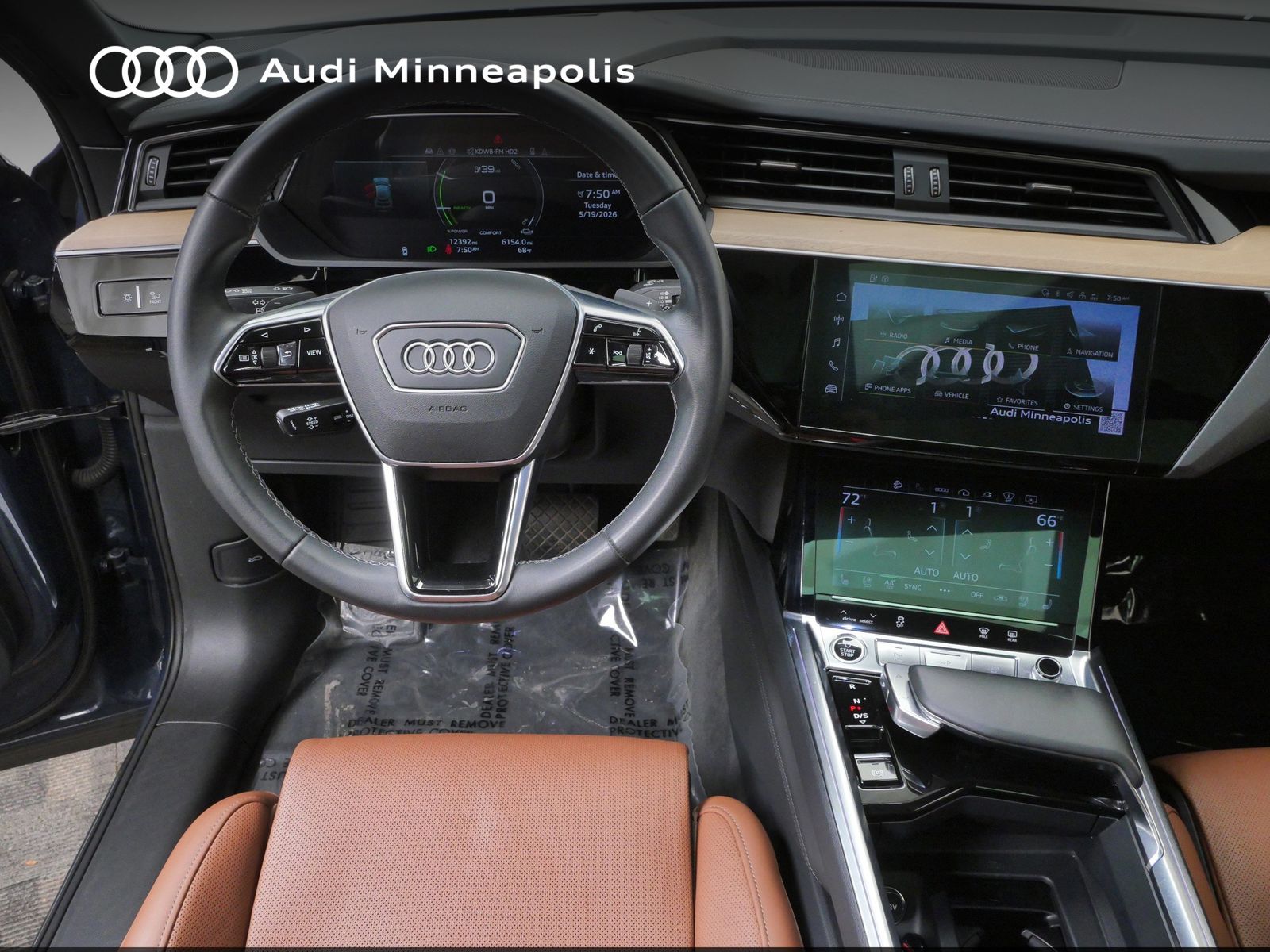 Thumbnail: 2024 Audi Q8 e-tron - 19
