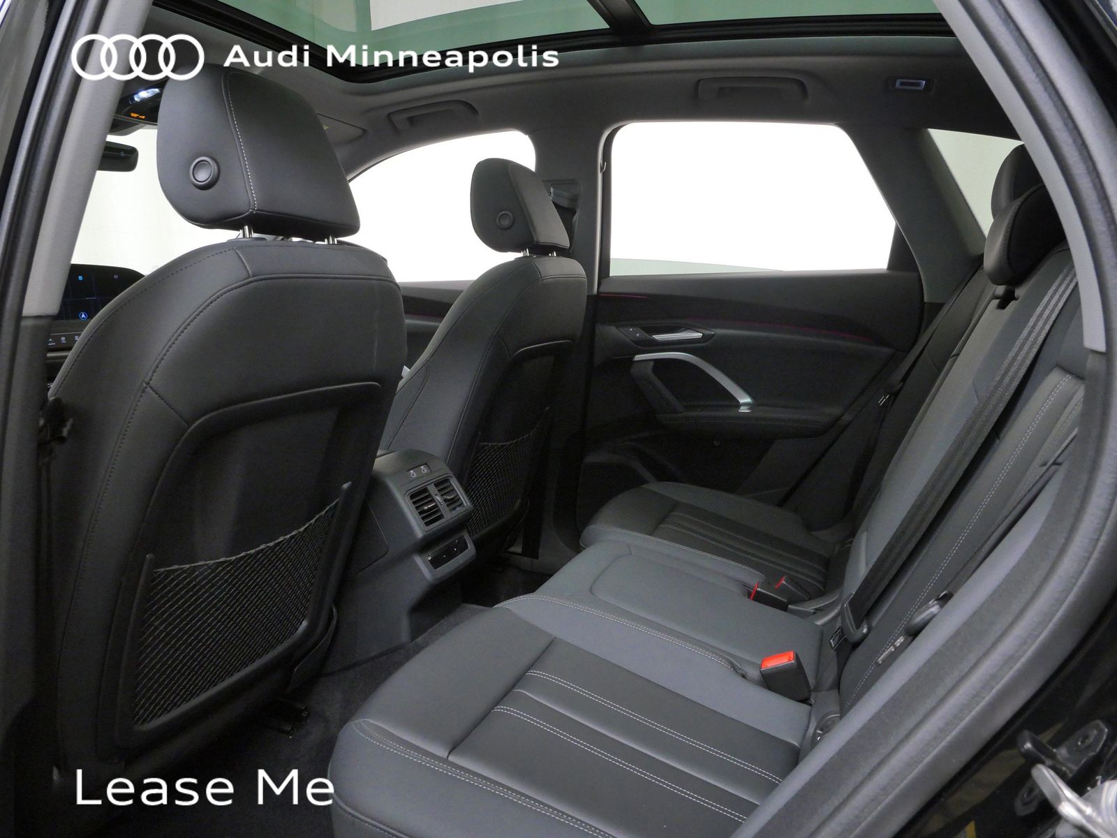 Thumbnail: 2025 Audi Q5 - 15