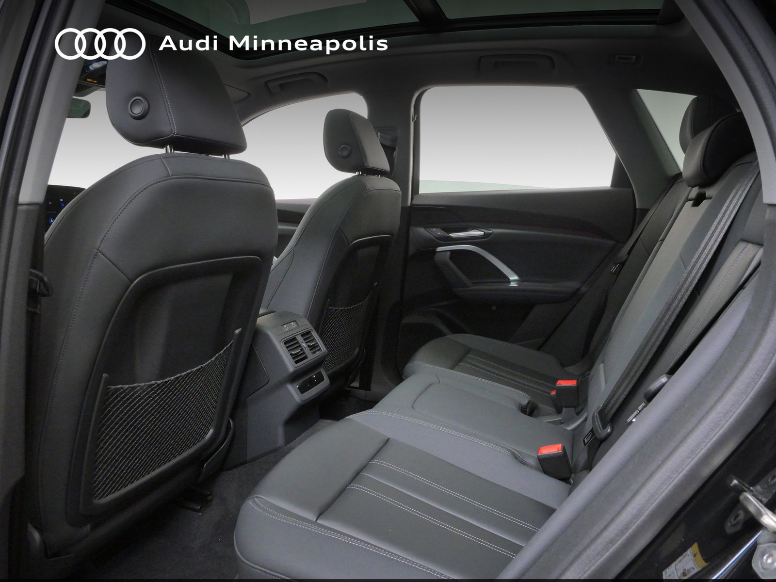 Thumbnail: 2025 Audi Q5 - 16