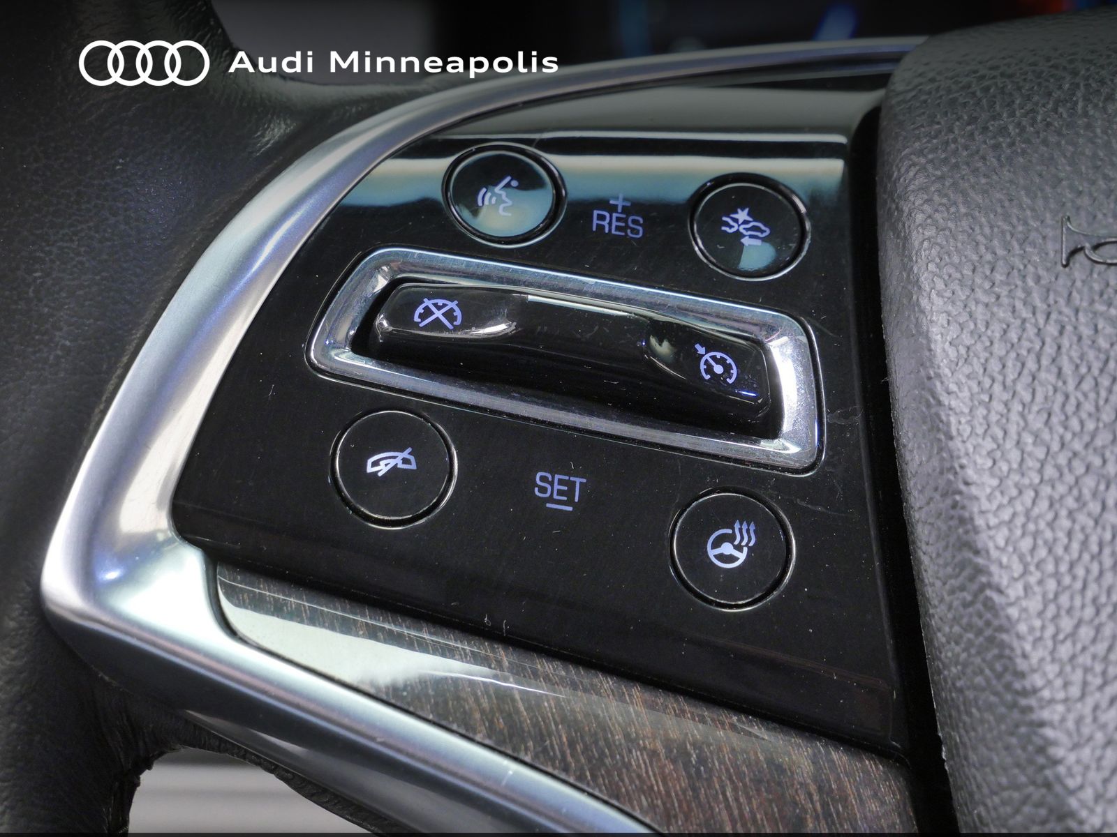 Thumbnail: 2014 Cadillac XTS - 21